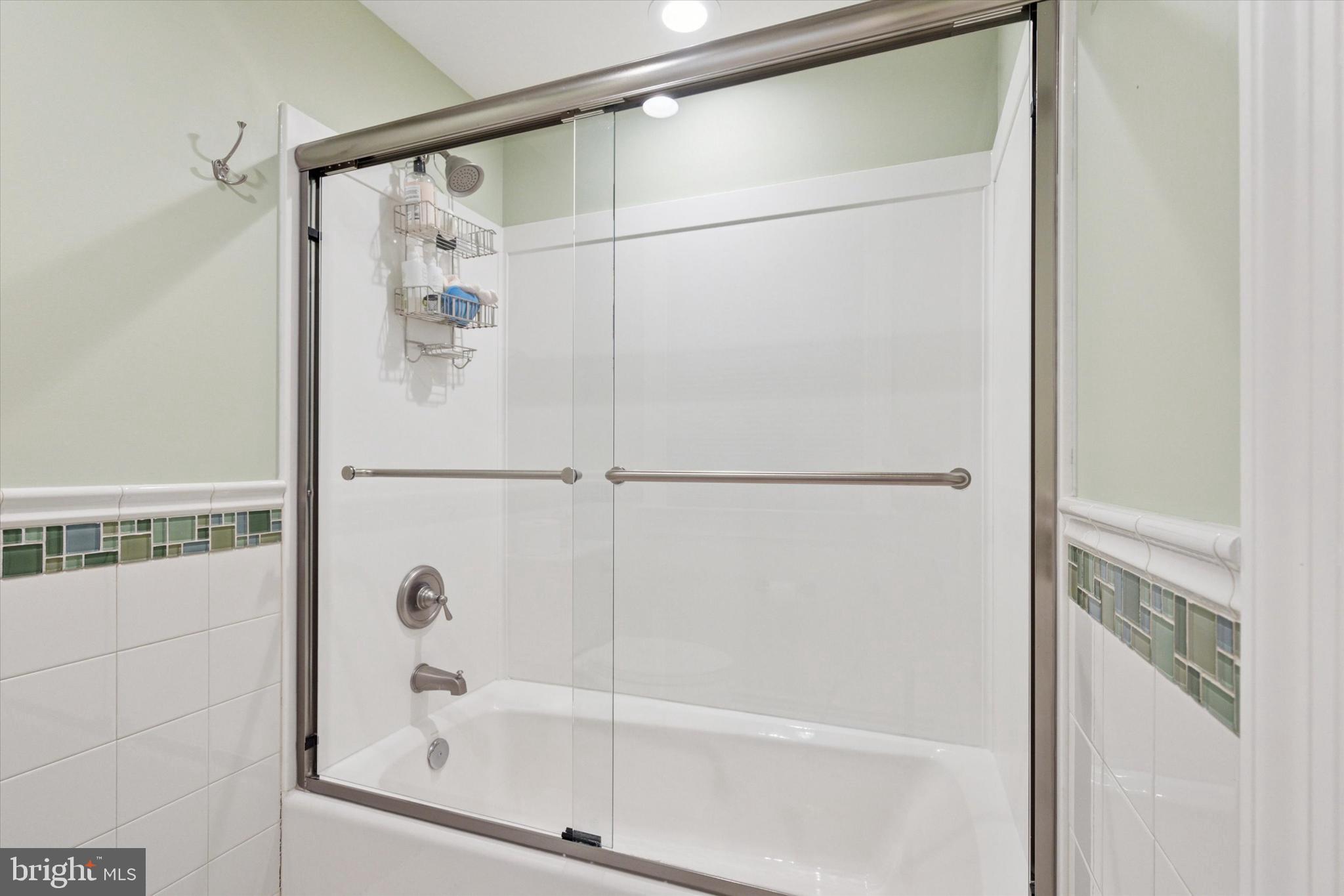 WOODLEA-CONESTOGA - Residential