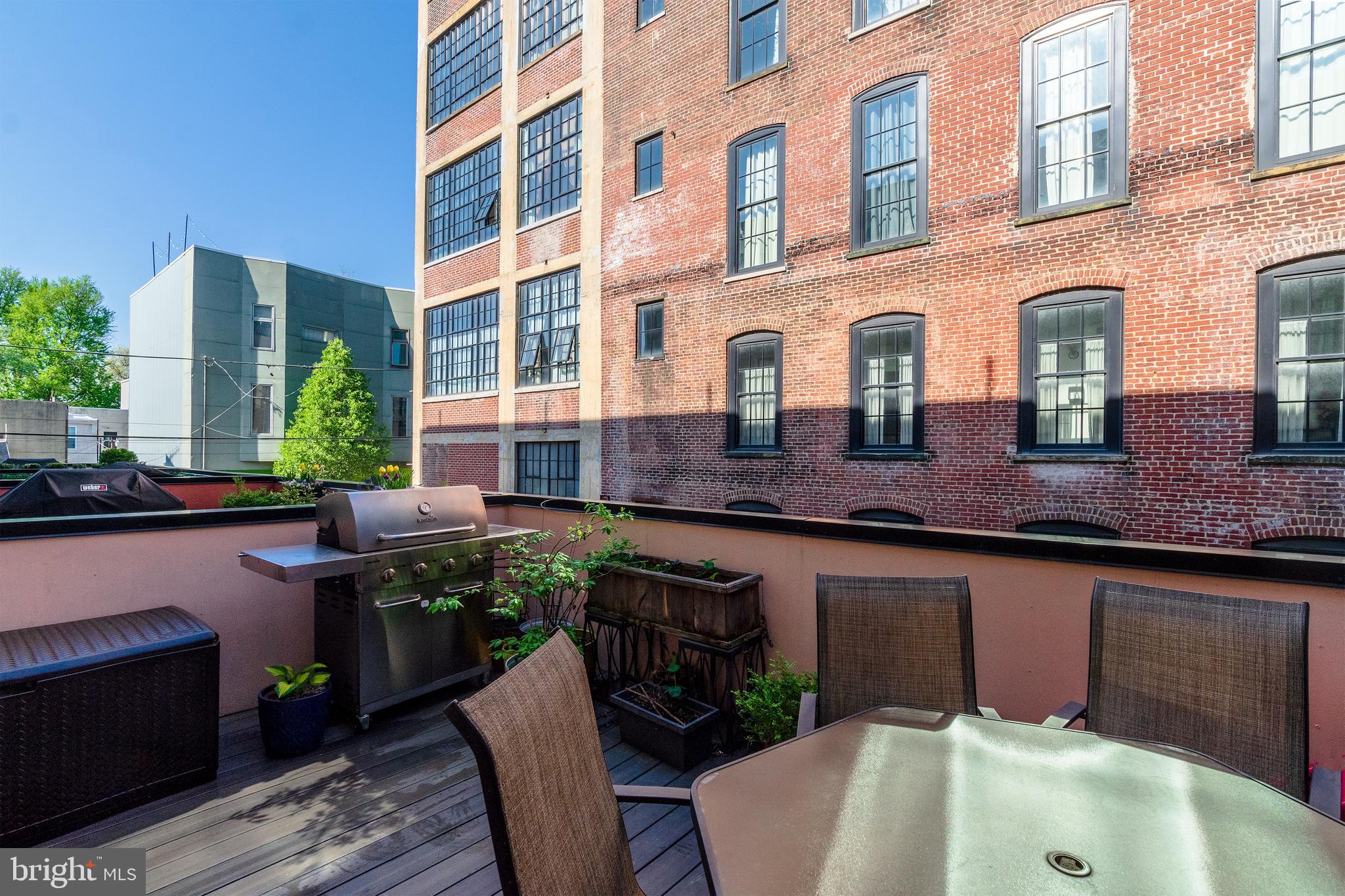 FISHTOWN - Residential Lease