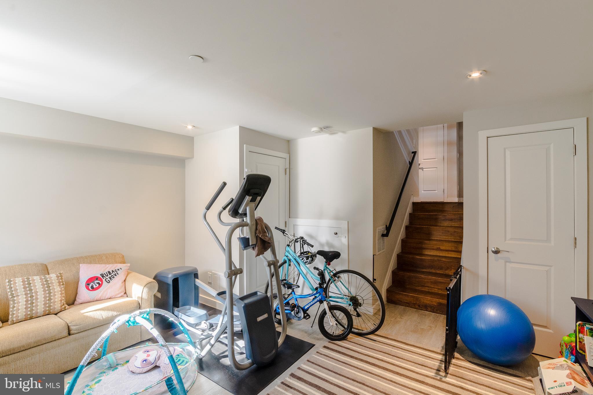 FISHTOWN - Residential Lease