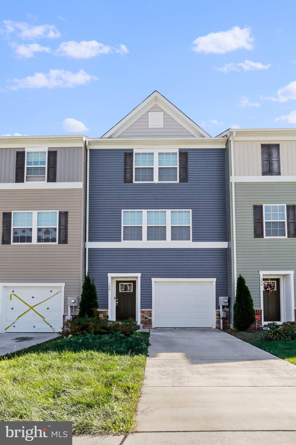 BERKELEY RIDGE - Residential Lease