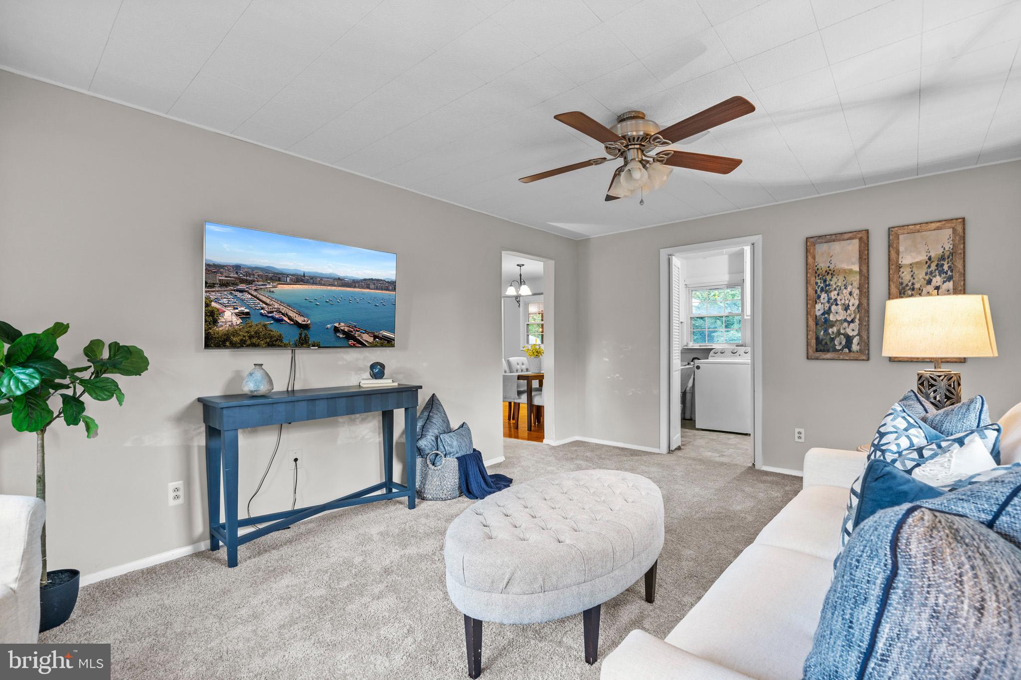 INDIAN HEAD MANOR - Residential