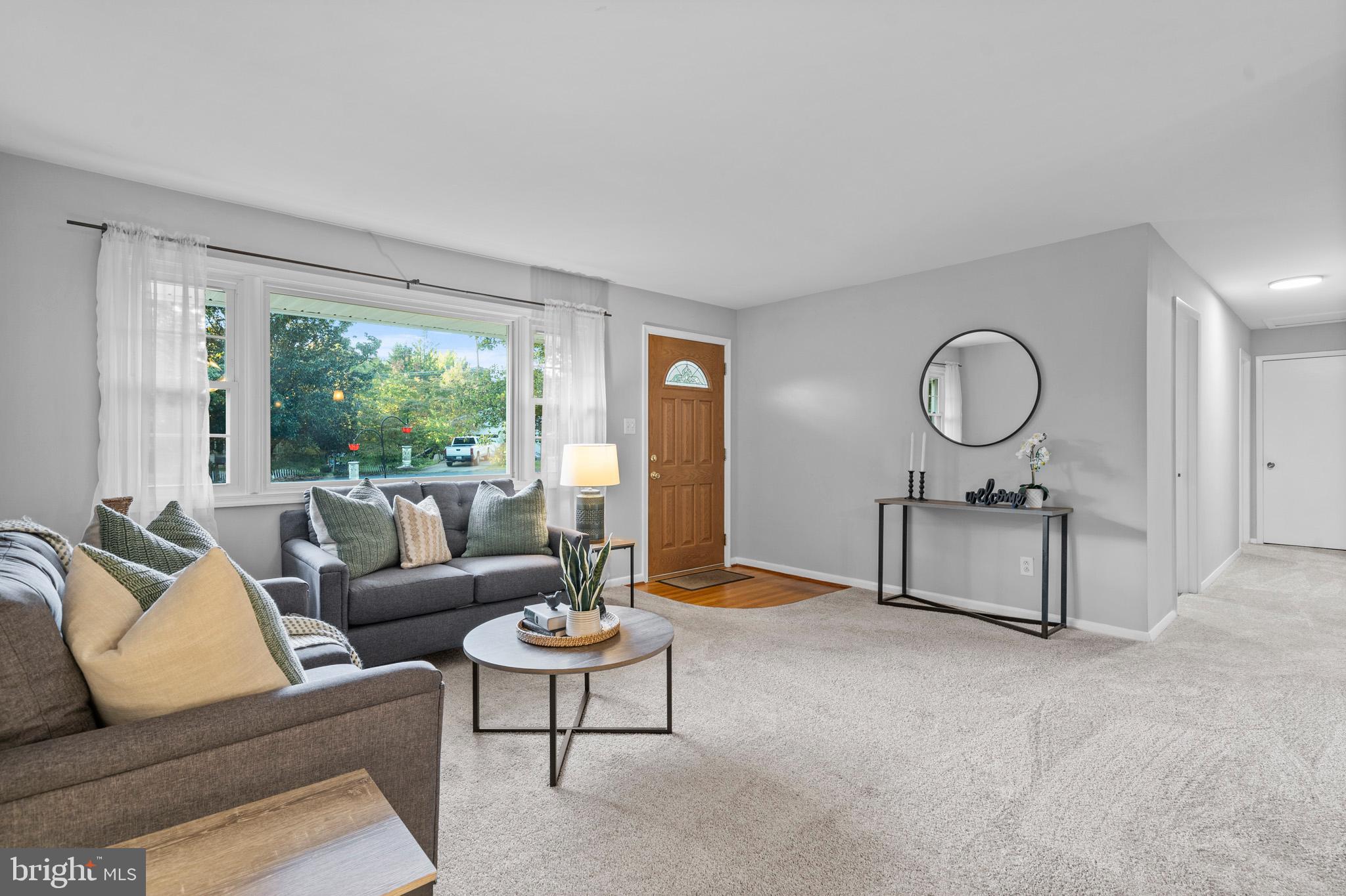 INDIAN HEAD MANOR - Residential