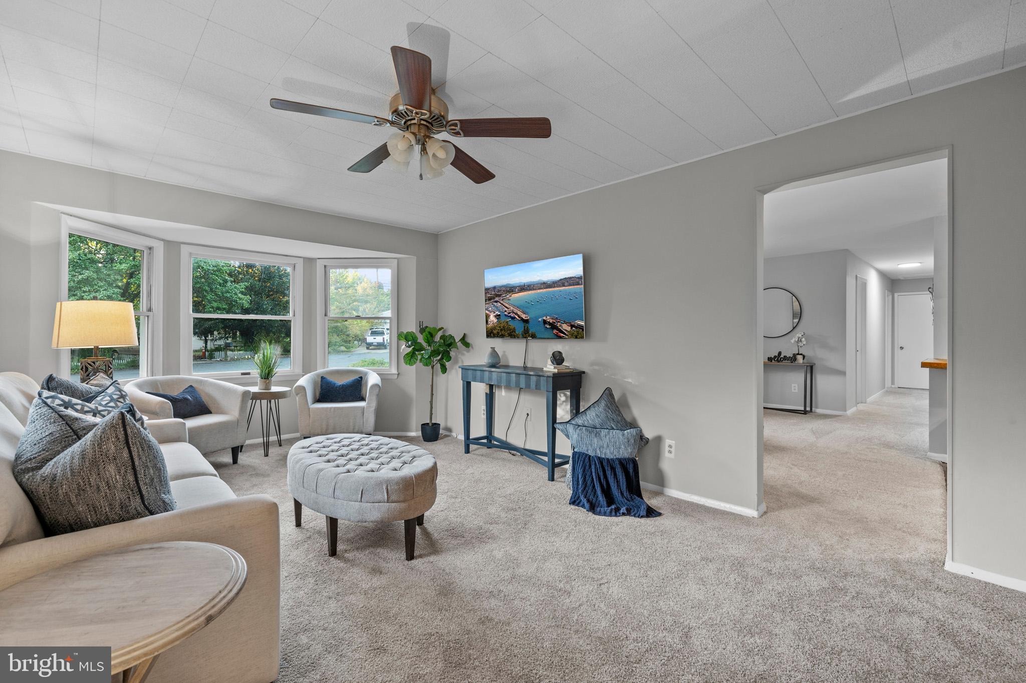 INDIAN HEAD MANOR - Residential