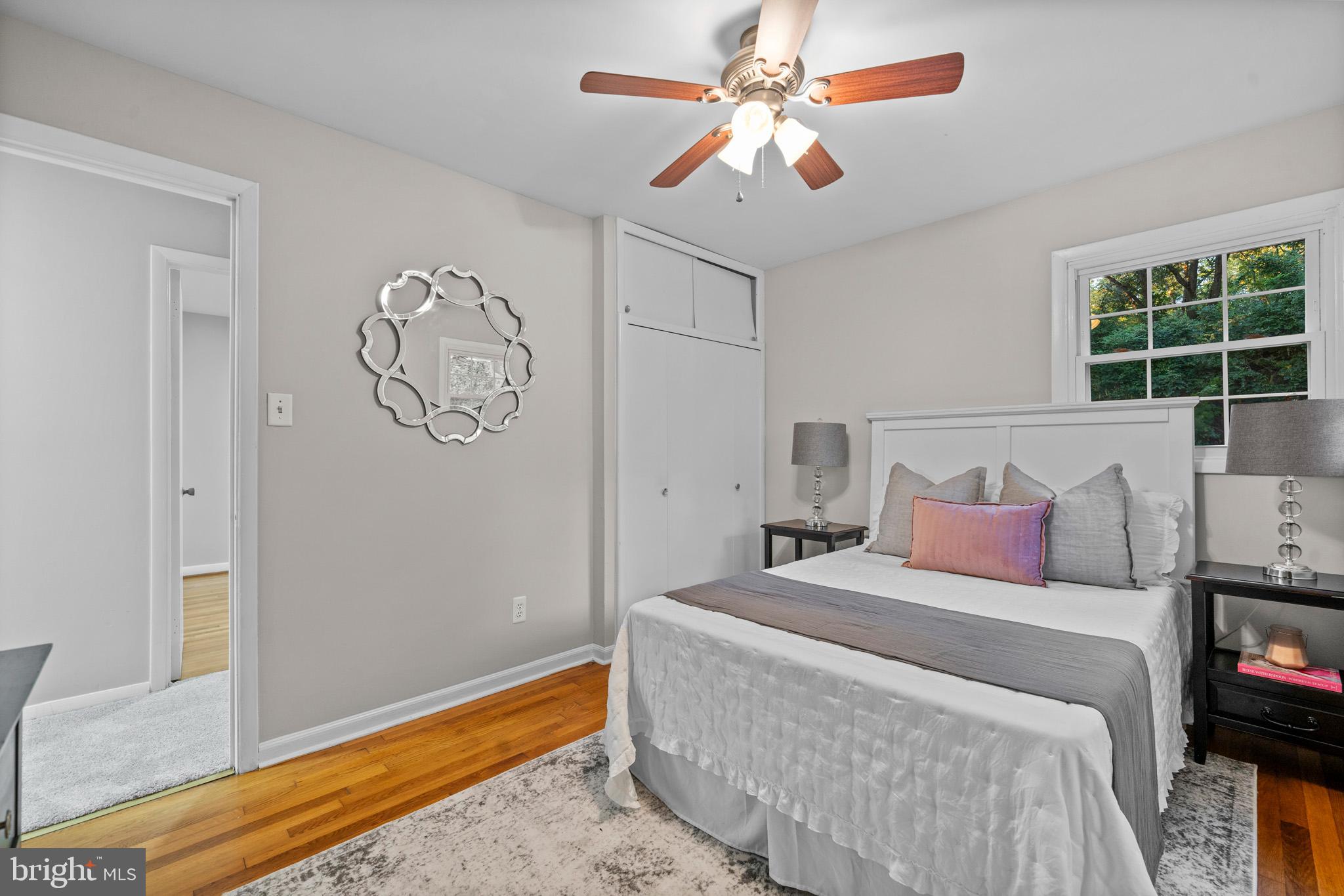 INDIAN HEAD MANOR - Residential