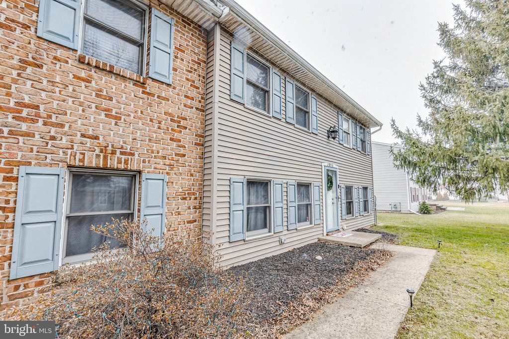 Photo of 2056 Harrisburg Avenue, MOUNT JOY, PA 17552 (MLS # PALA2062614)