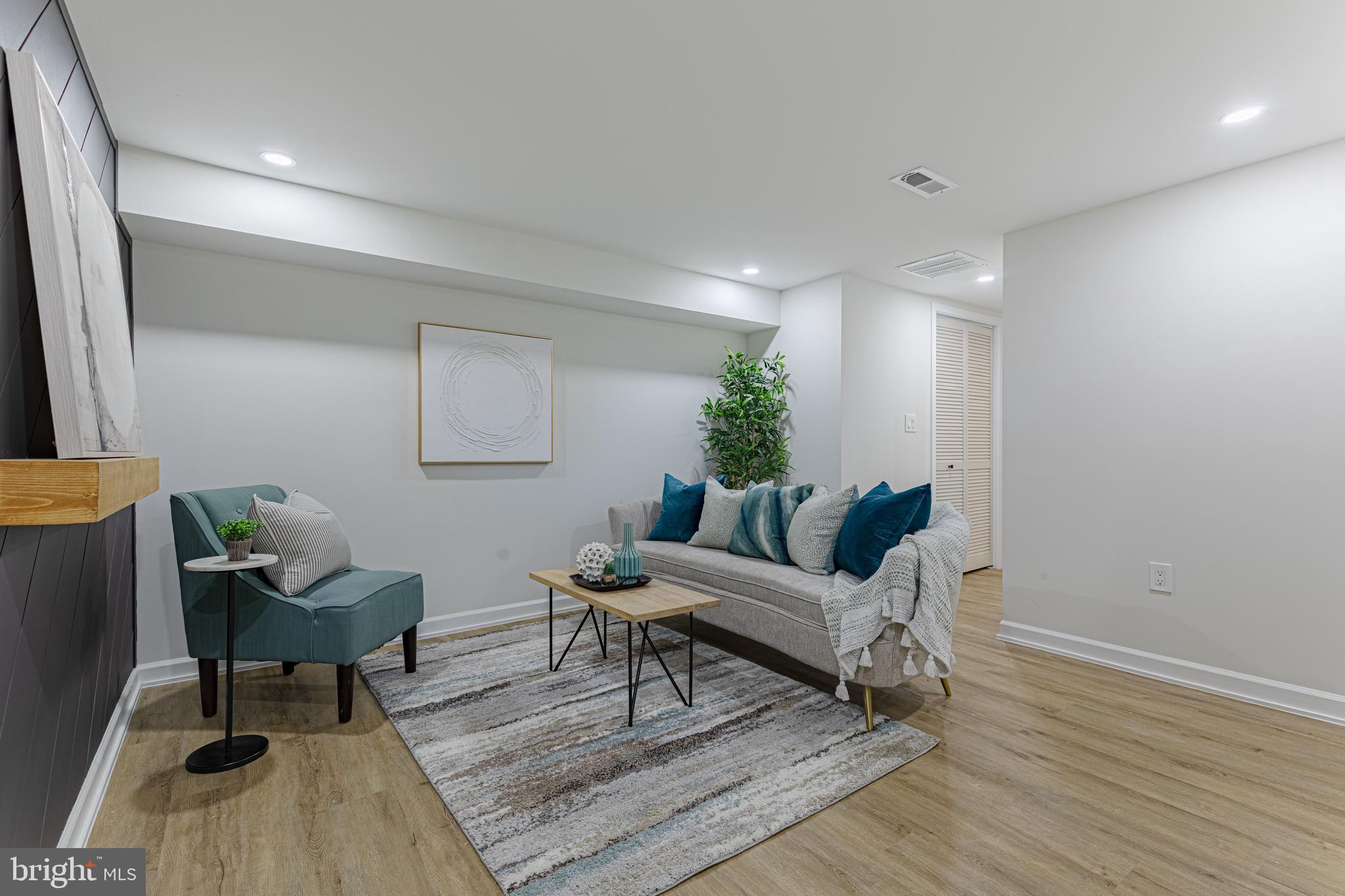 WILSHIRE - Residential