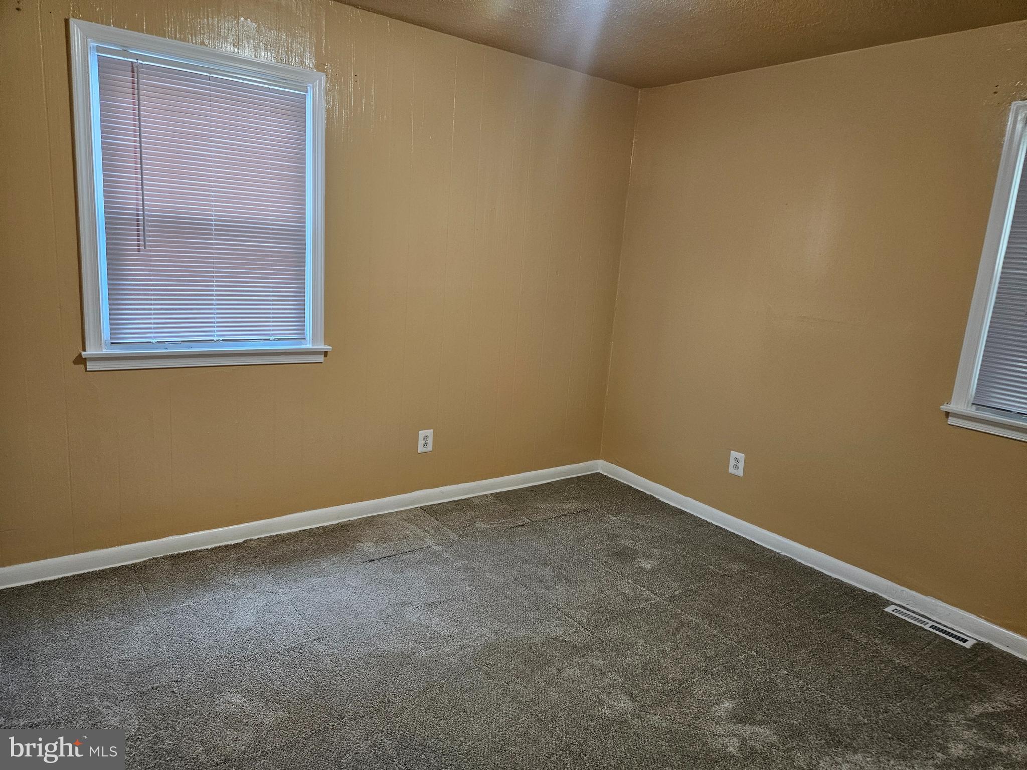 NOTTINGHAM VIL - Residential Lease