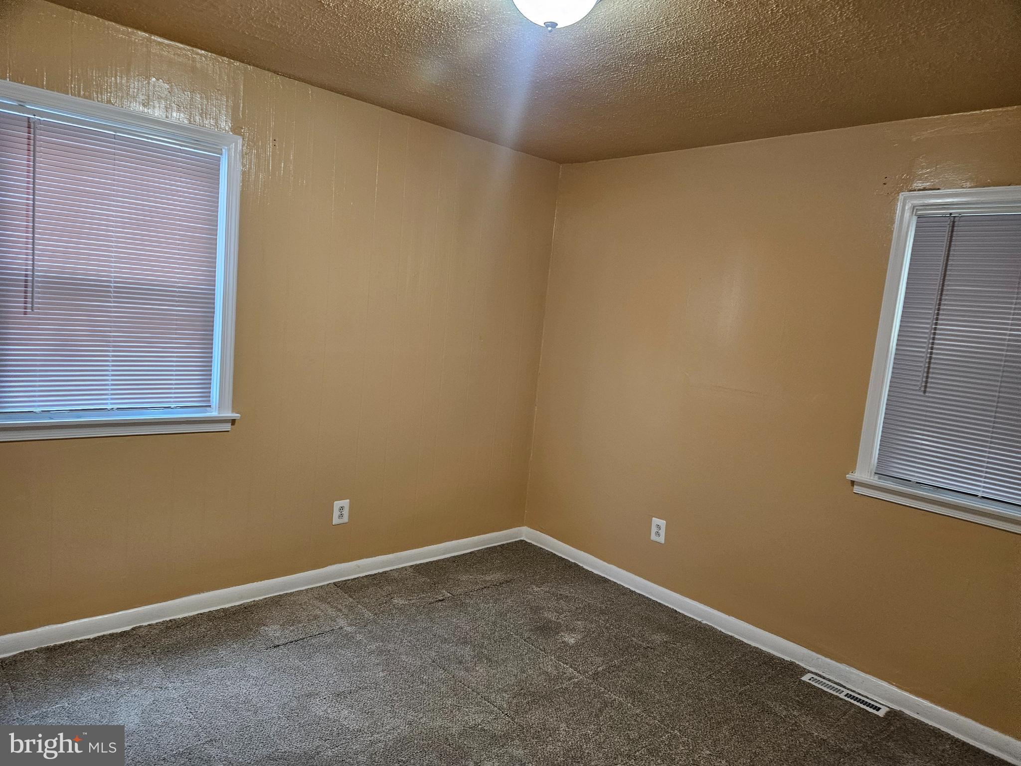 NOTTINGHAM VIL - Residential Lease