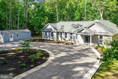 878 Forest Green Road, Reedville, VA MLS: VANV2001346