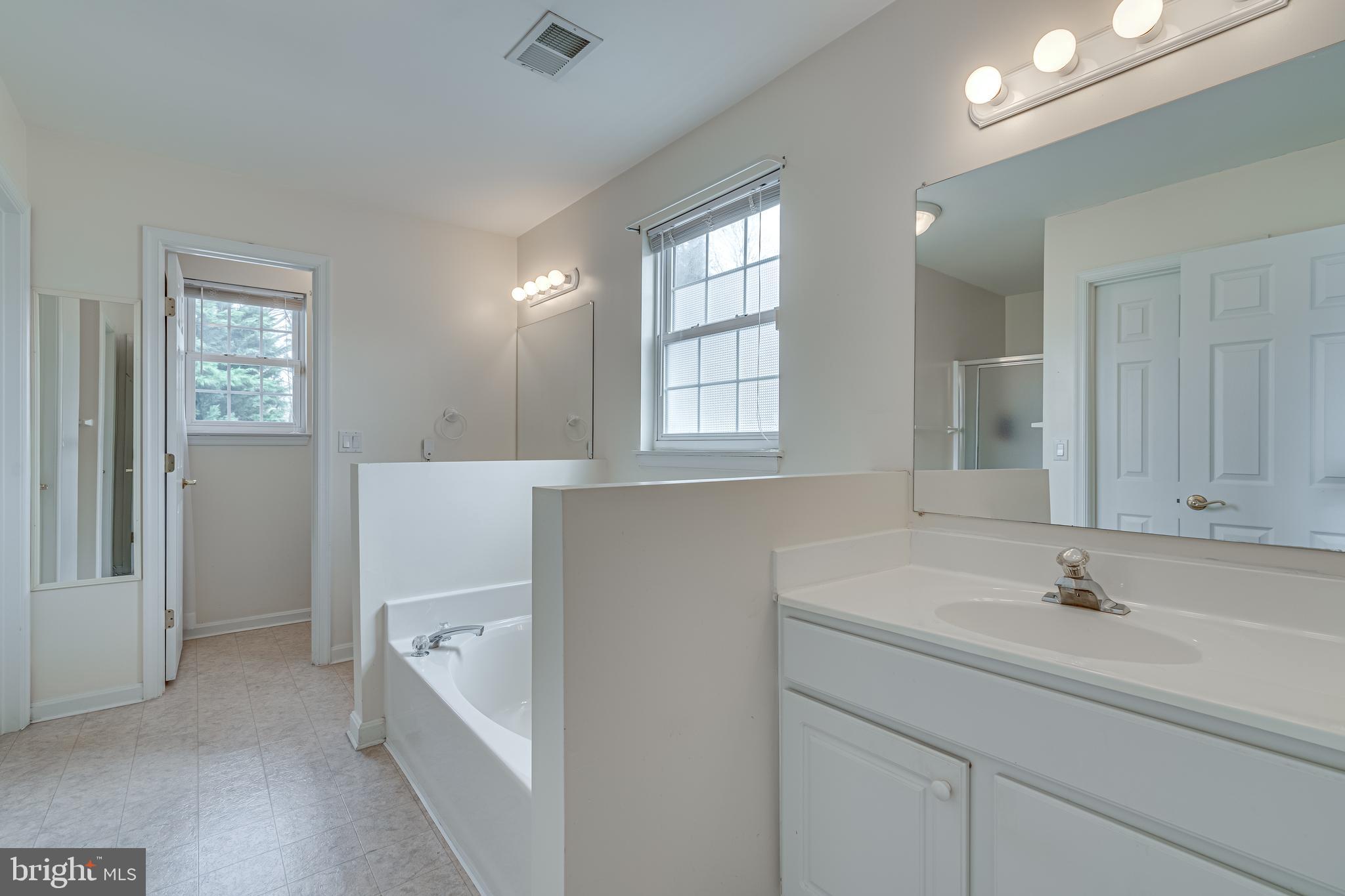 NORMANDIE WOODS - Residential