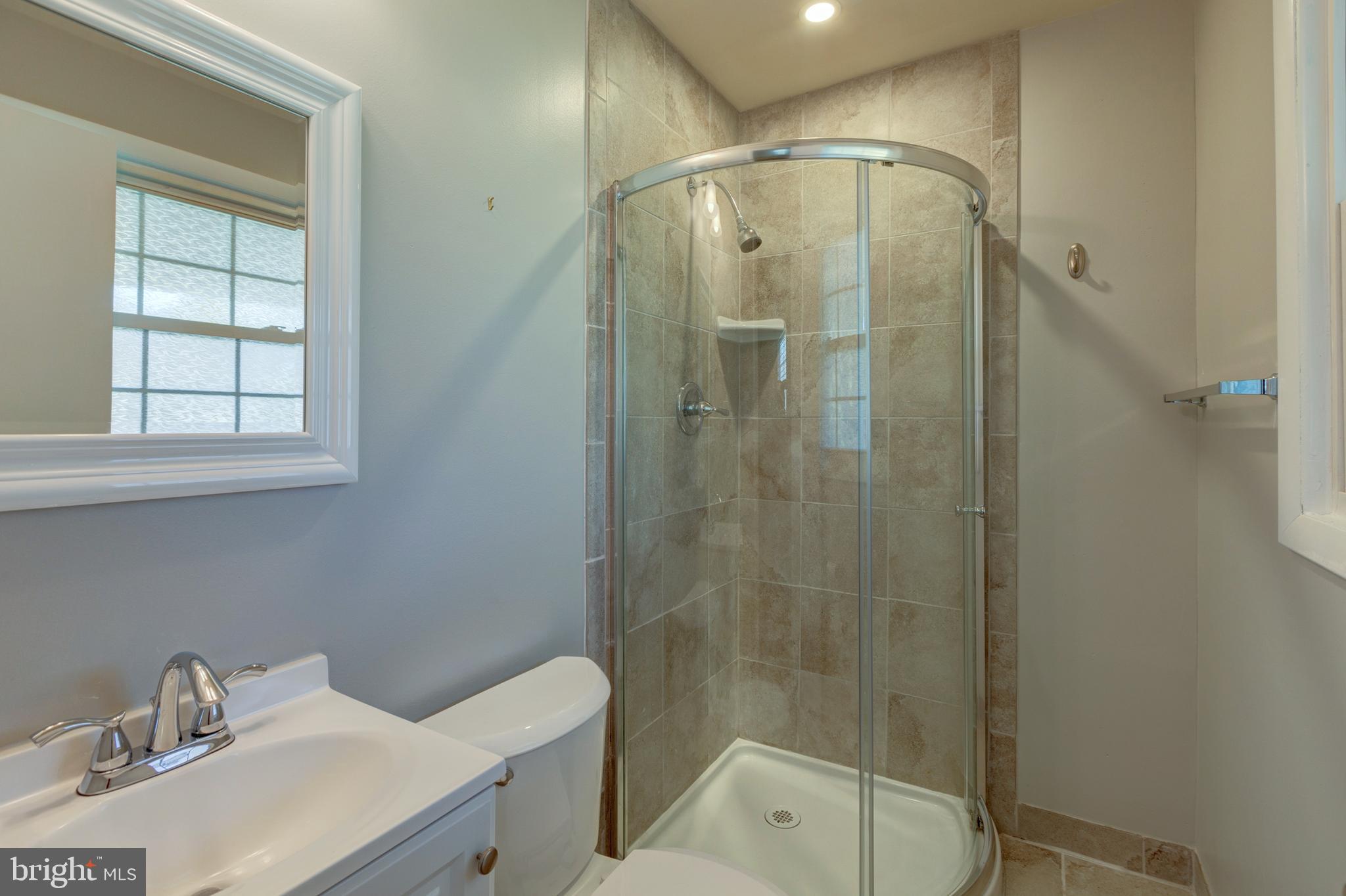 HILLWOOD ESTATES - Residential