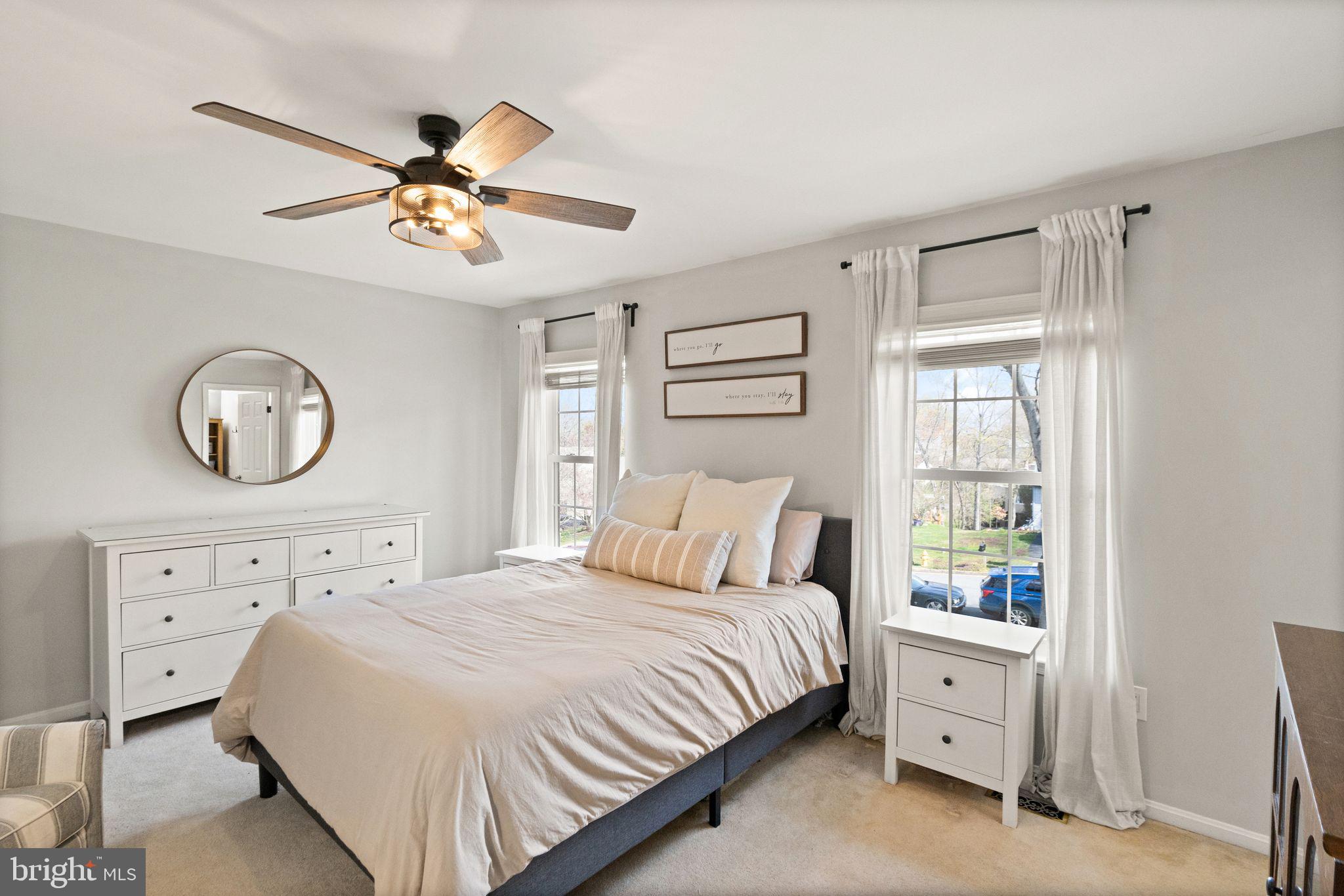 LAKE RIDGE - Residential