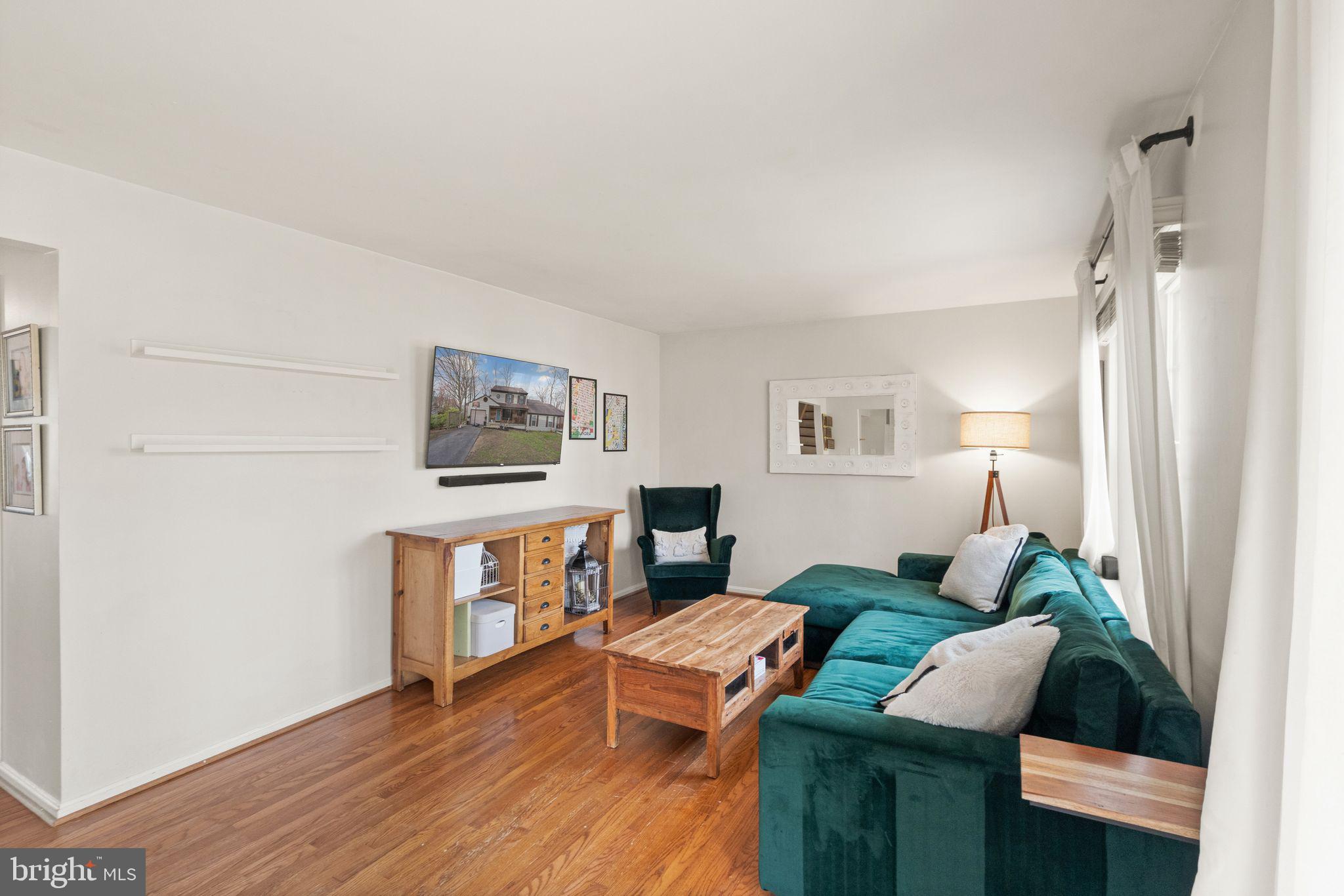 LAKE RIDGE - Residential