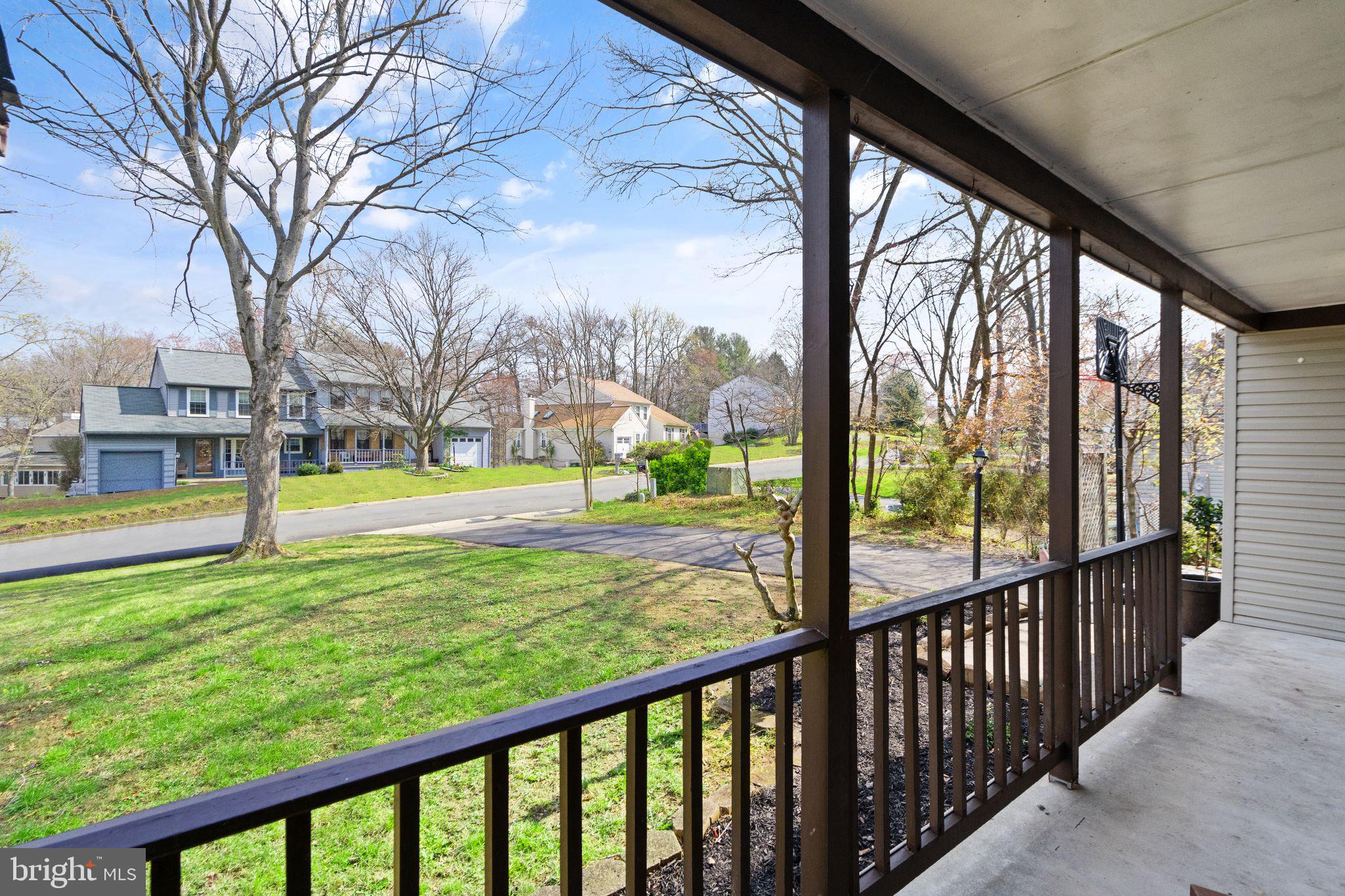 LAKE RIDGE - Residential