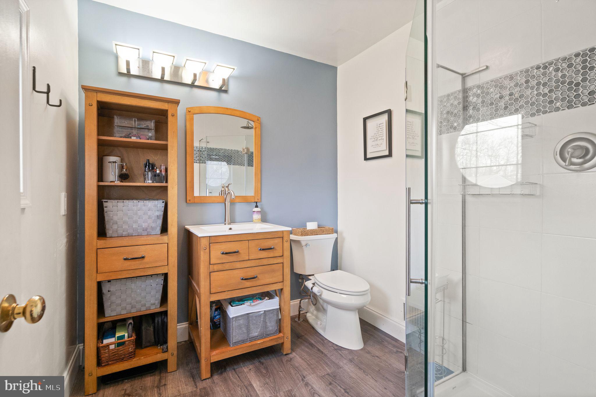 LAKE RIDGE - Residential