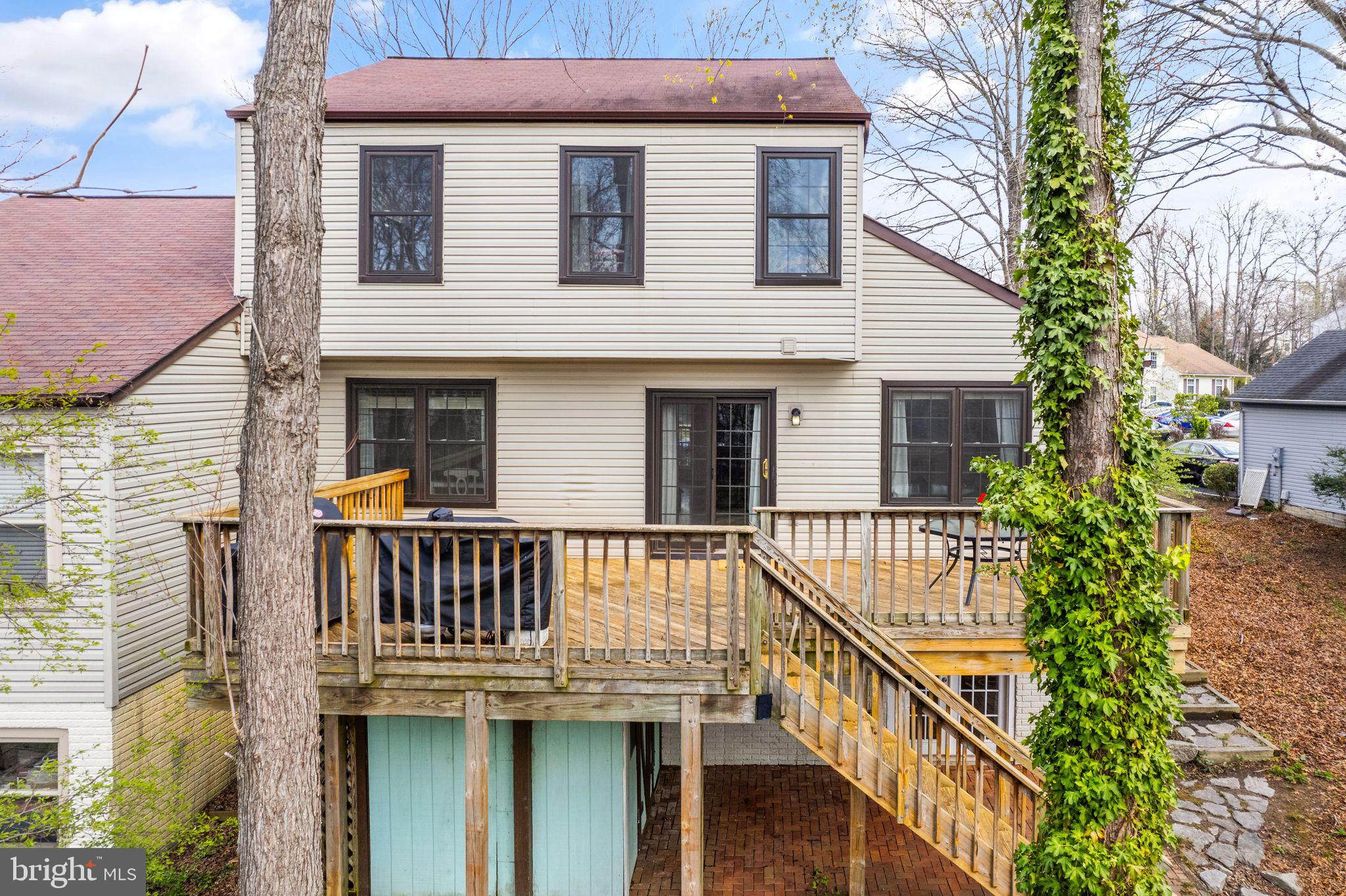 LAKE RIDGE - Residential