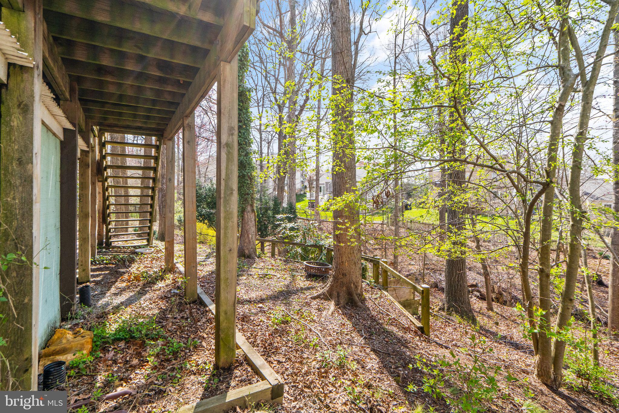 LAKE RIDGE - Residential