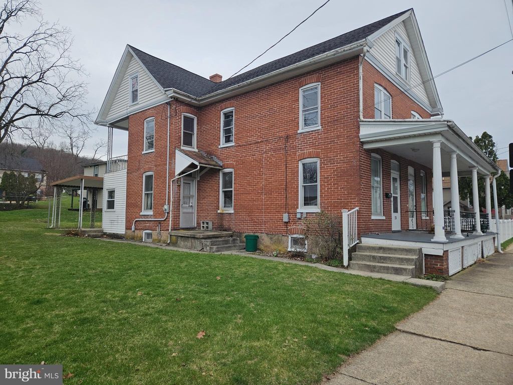 Photo of 331 Washington Avenue, EPHRATA, PA 17522 (MLS # PALA2085310)