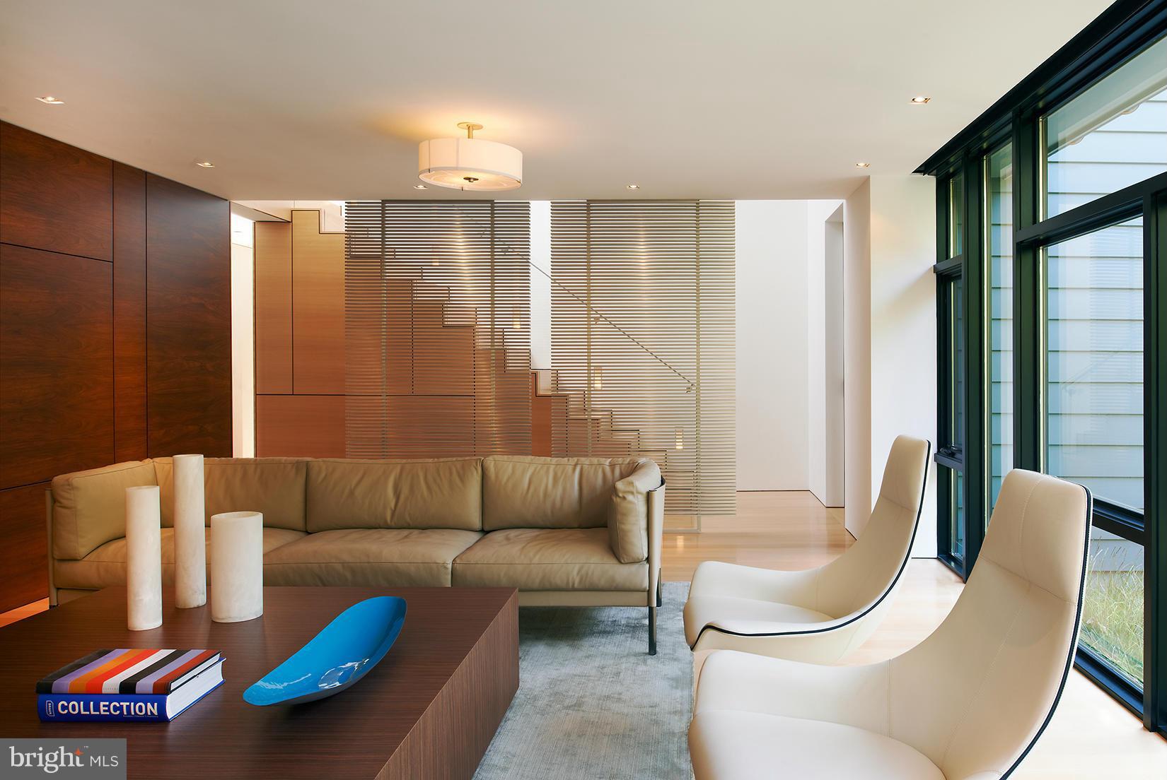 SPRING VALLEY - Residential