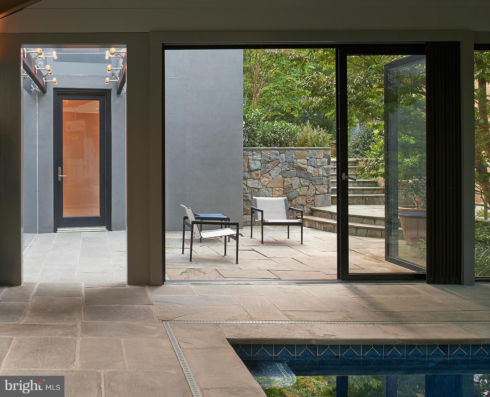 SPRING VALLEY - Residential