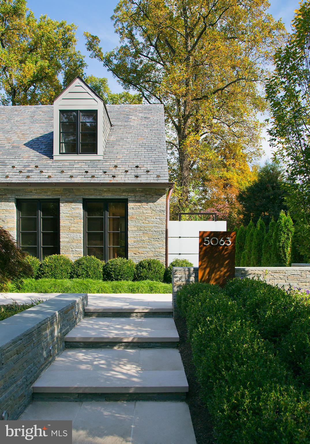 SPRING VALLEY - Residential
