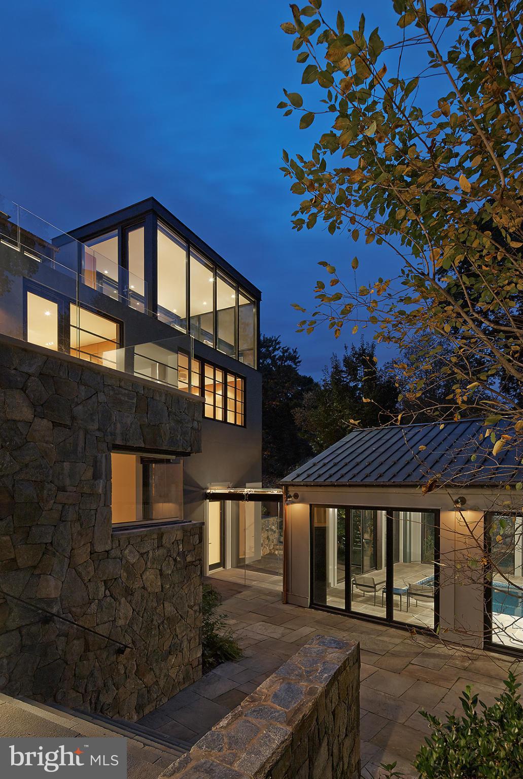 SPRING VALLEY - Residential