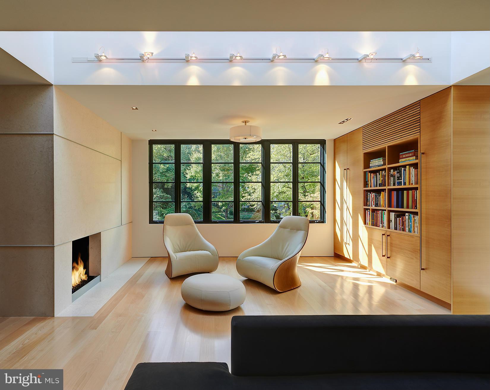 SPRING VALLEY - Residential