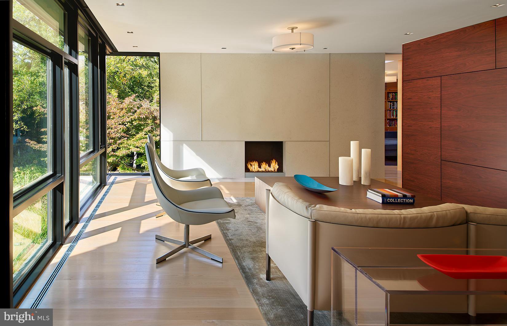 SPRING VALLEY - Residential