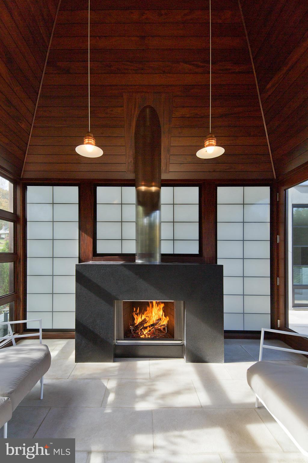 SPRING VALLEY - Residential