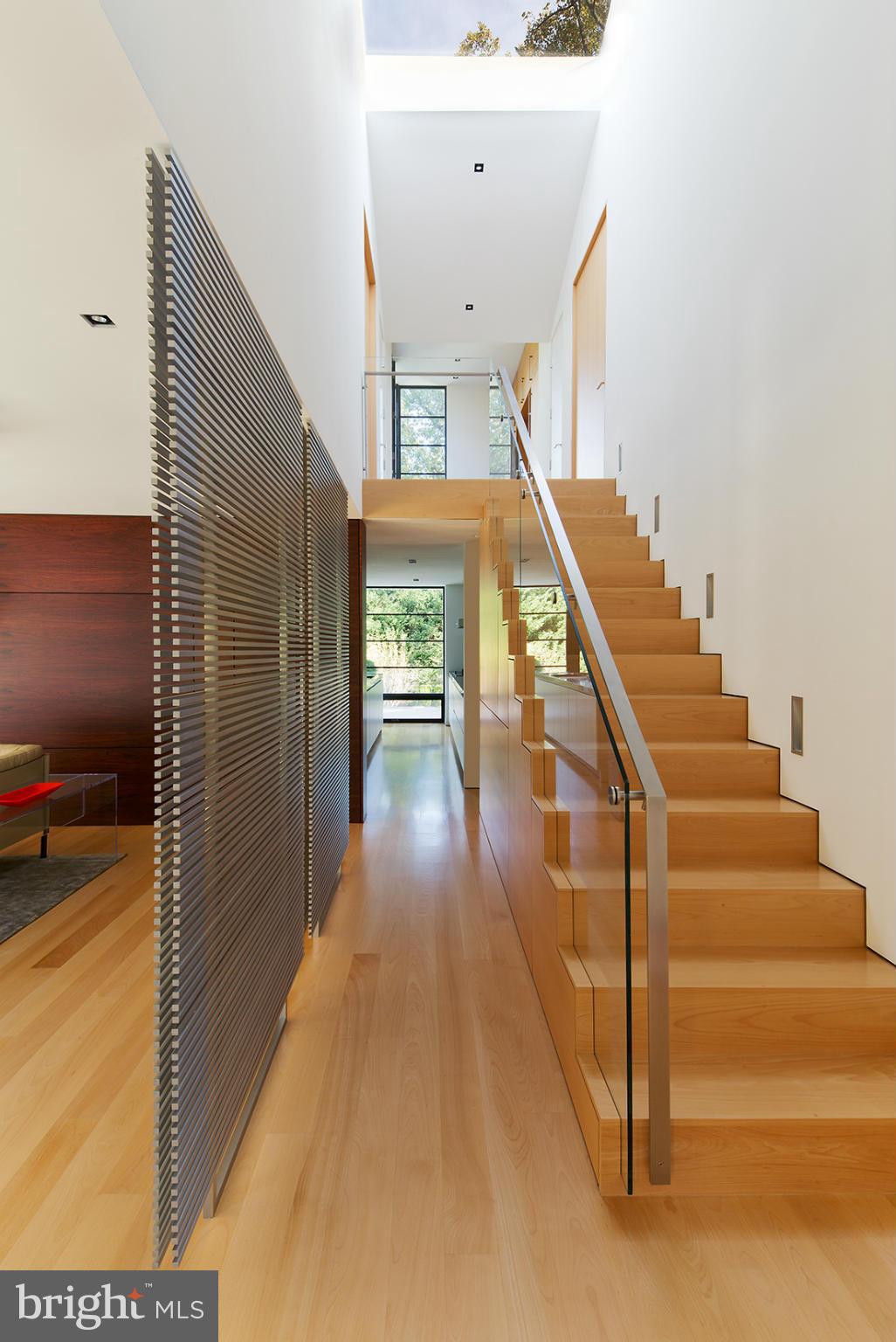 SPRING VALLEY - Residential