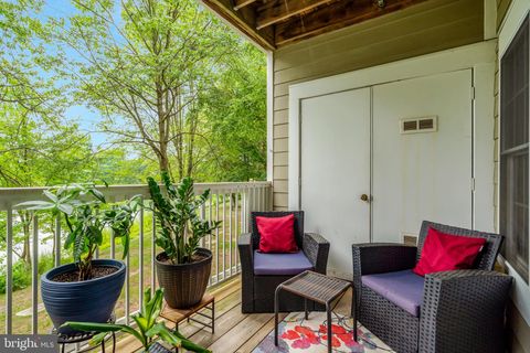 Photo of 1712 Lake Shore Crest Drive #14, RESTON, VA 20190 (MLS # VAFX2292728)