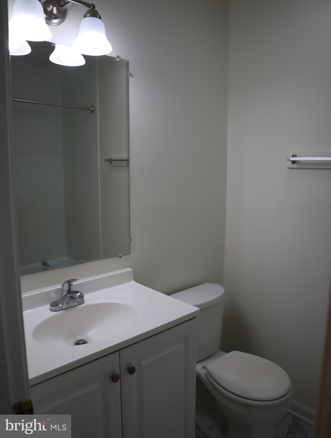 WICOMICO VILLAGE - Residential Lease