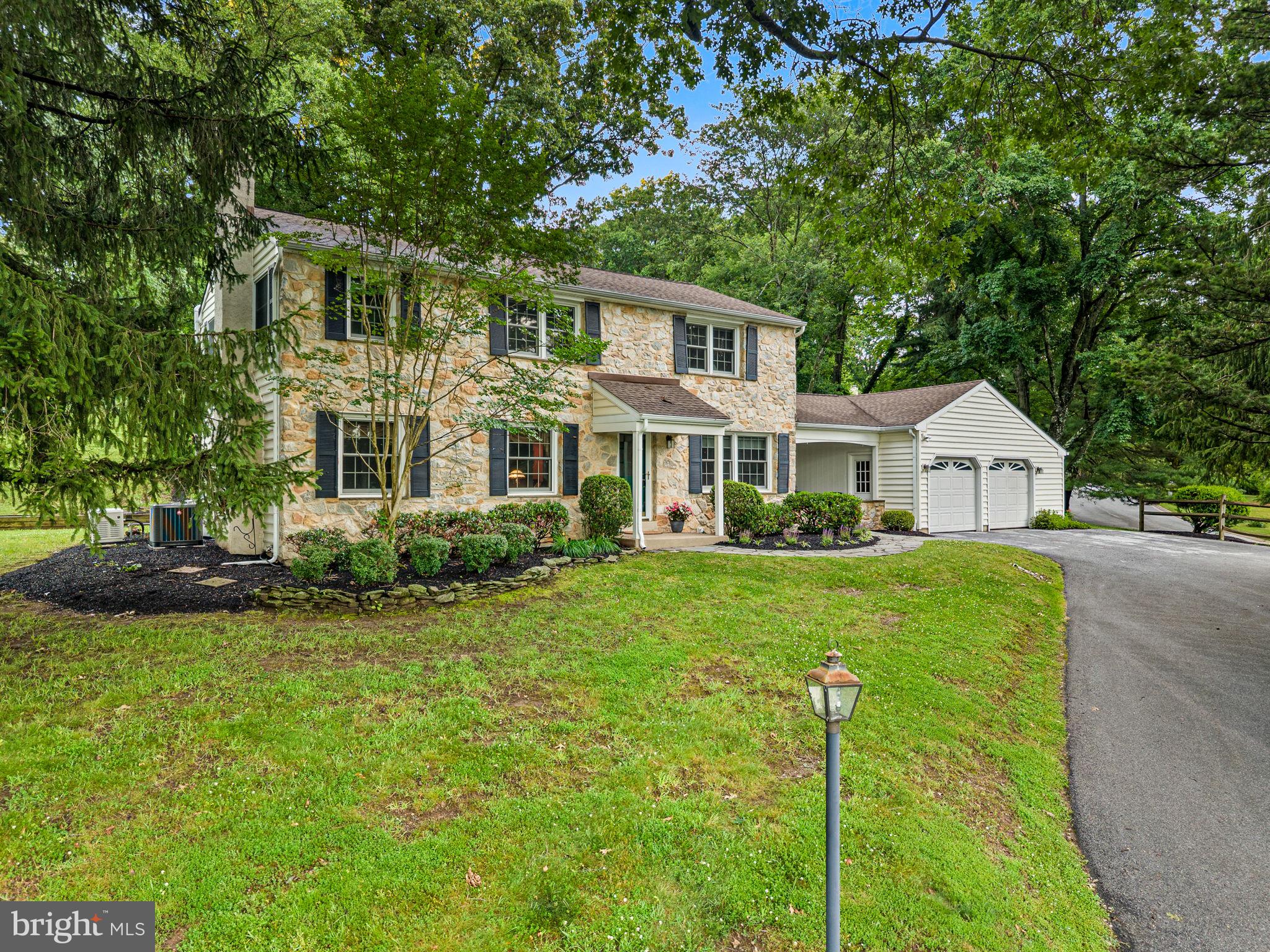 905 WARRIOR ROAD
