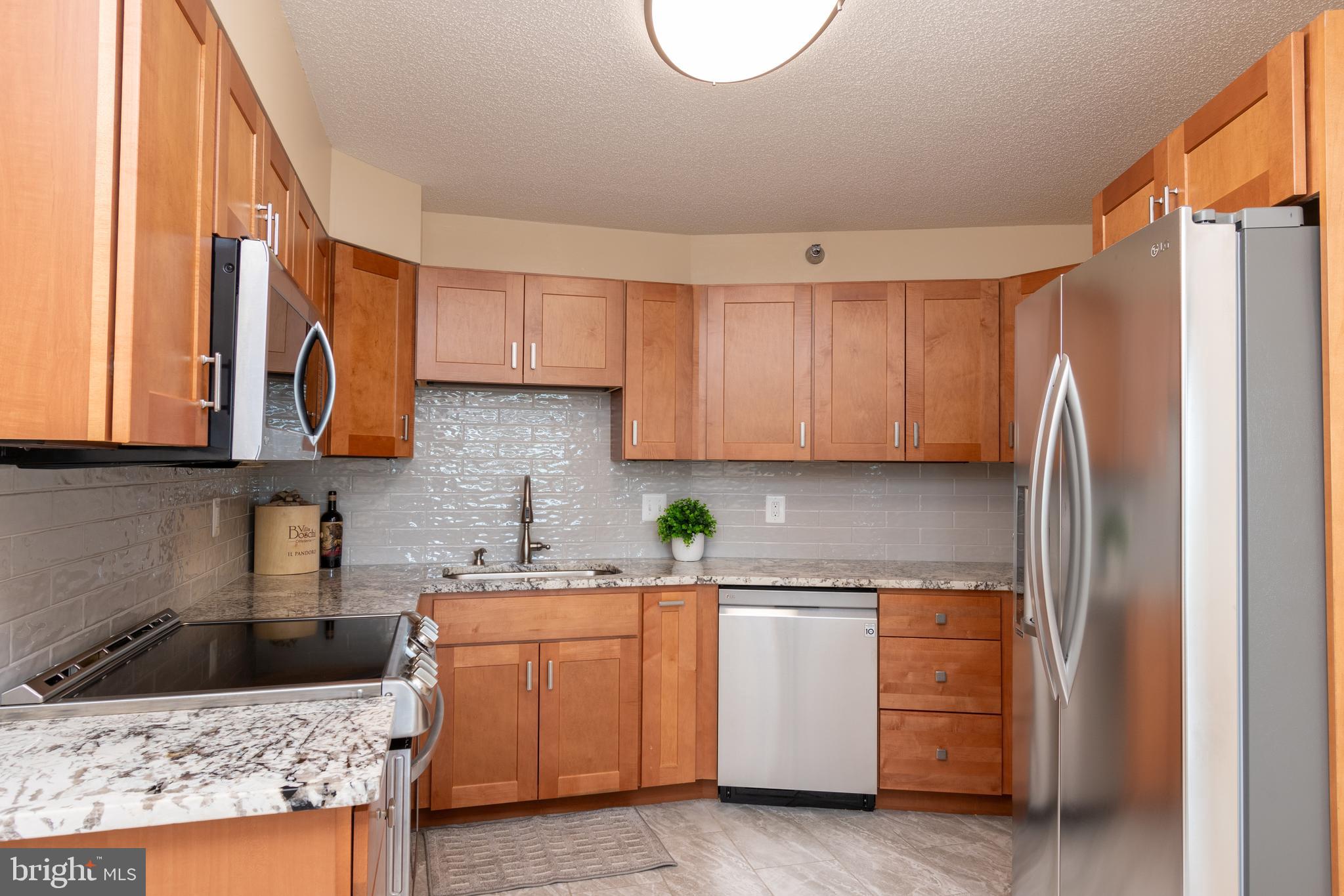 FAIRWAYS NORTH - Residential