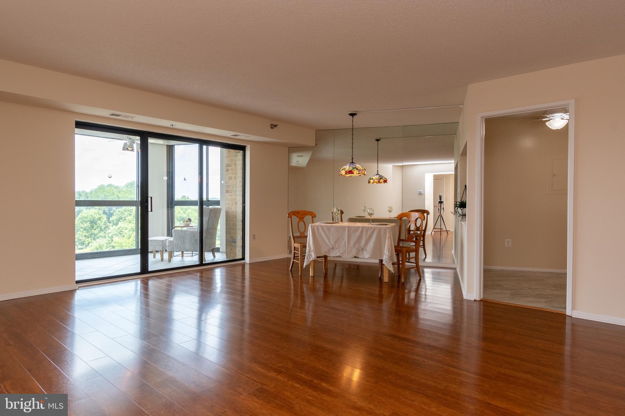 FAIRWAYS NORTH - Residential