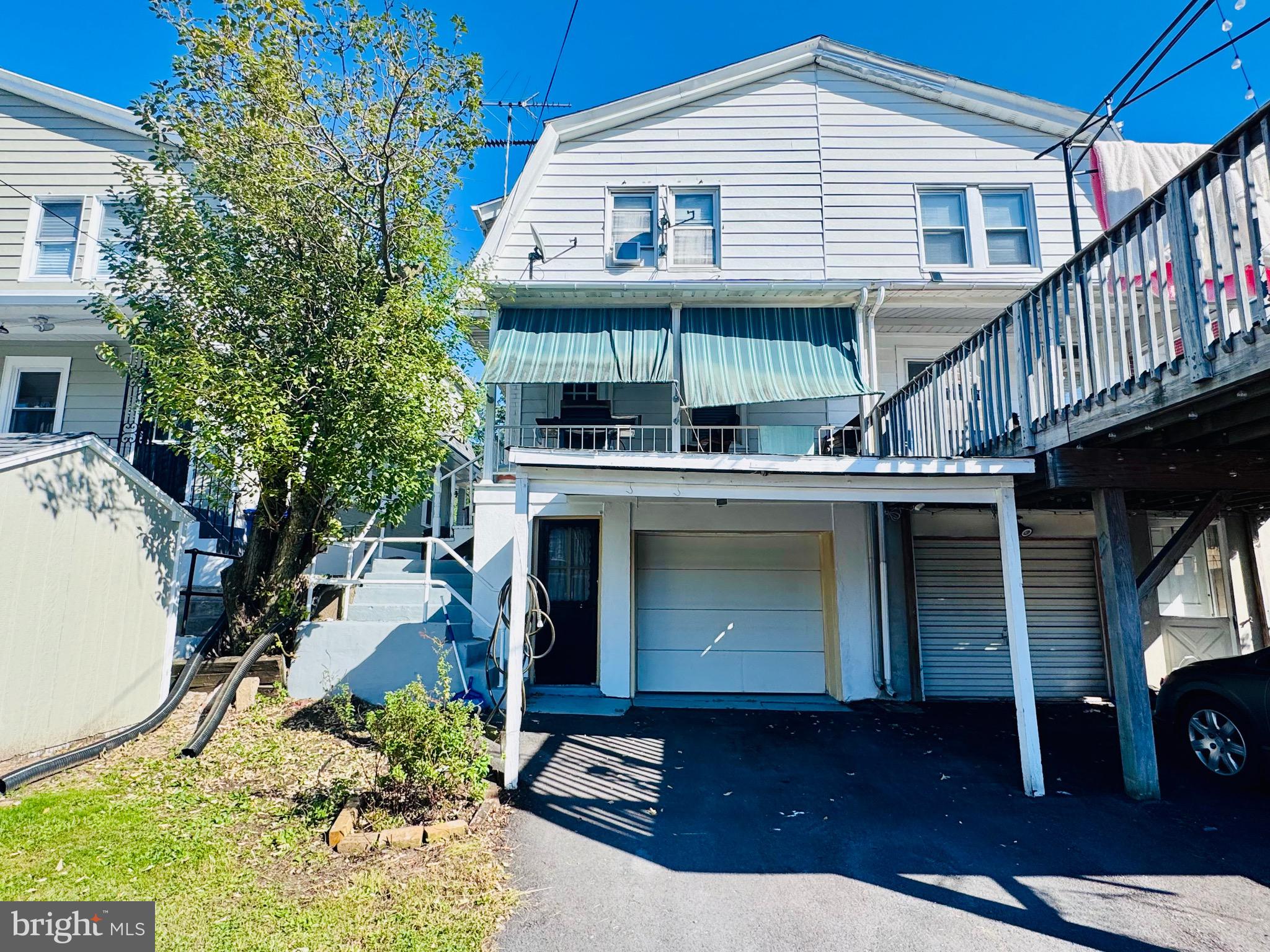 2260 NORTHMONT BOULEVARD