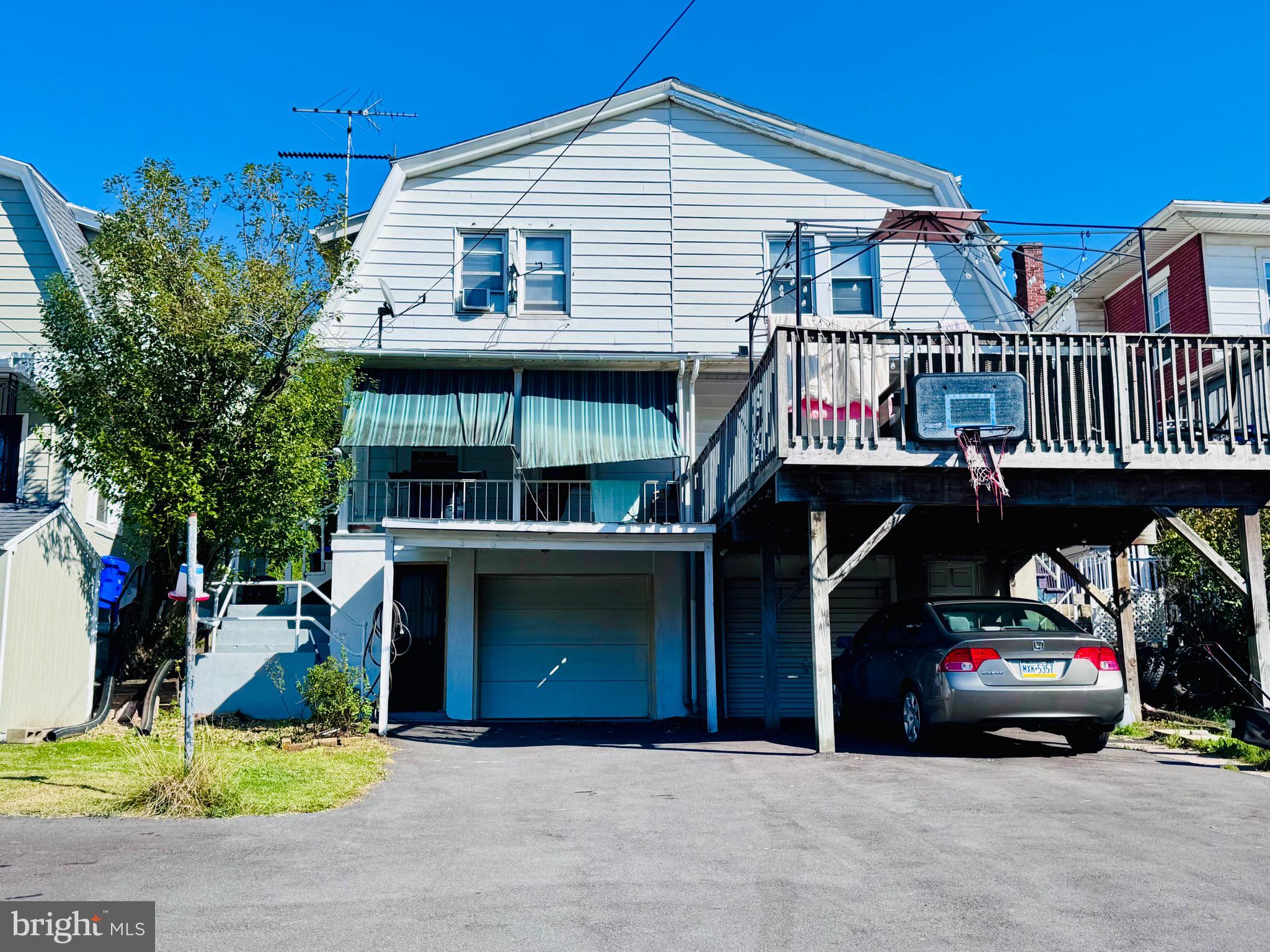 2260 NORTHMONT BOULEVARD