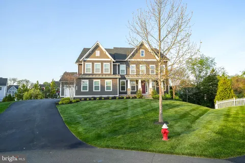 MLS: VALO2094392