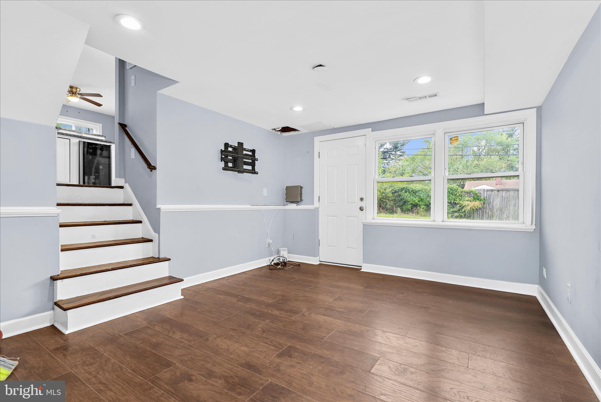 CATONSVILLE HEIGHTS - Residential