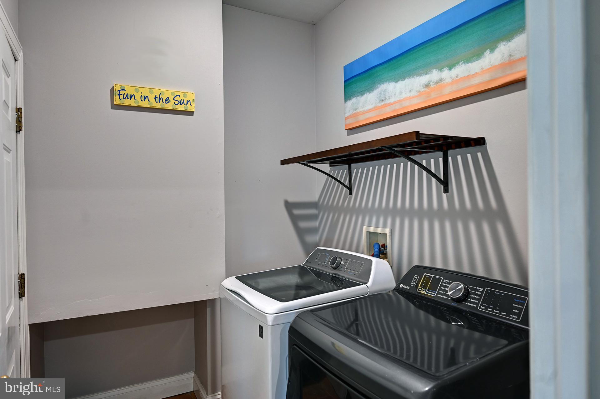 HICKORY WOODS - Residential