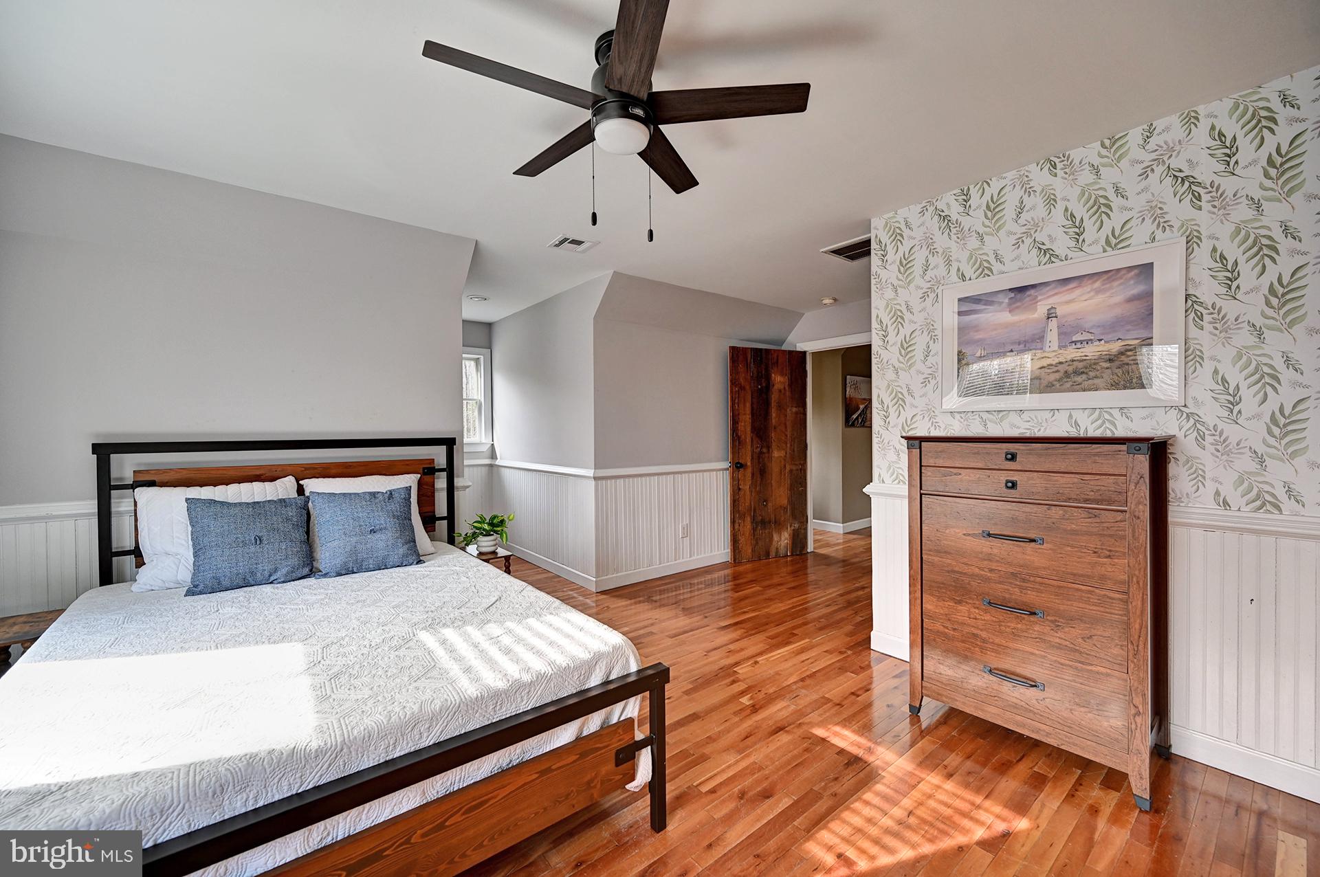 HICKORY WOODS - Residential