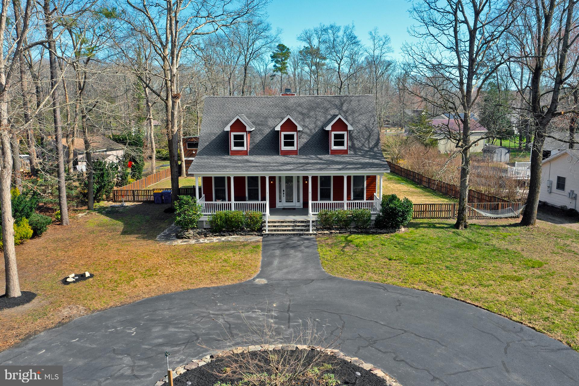 HICKORY WOODS - Residential