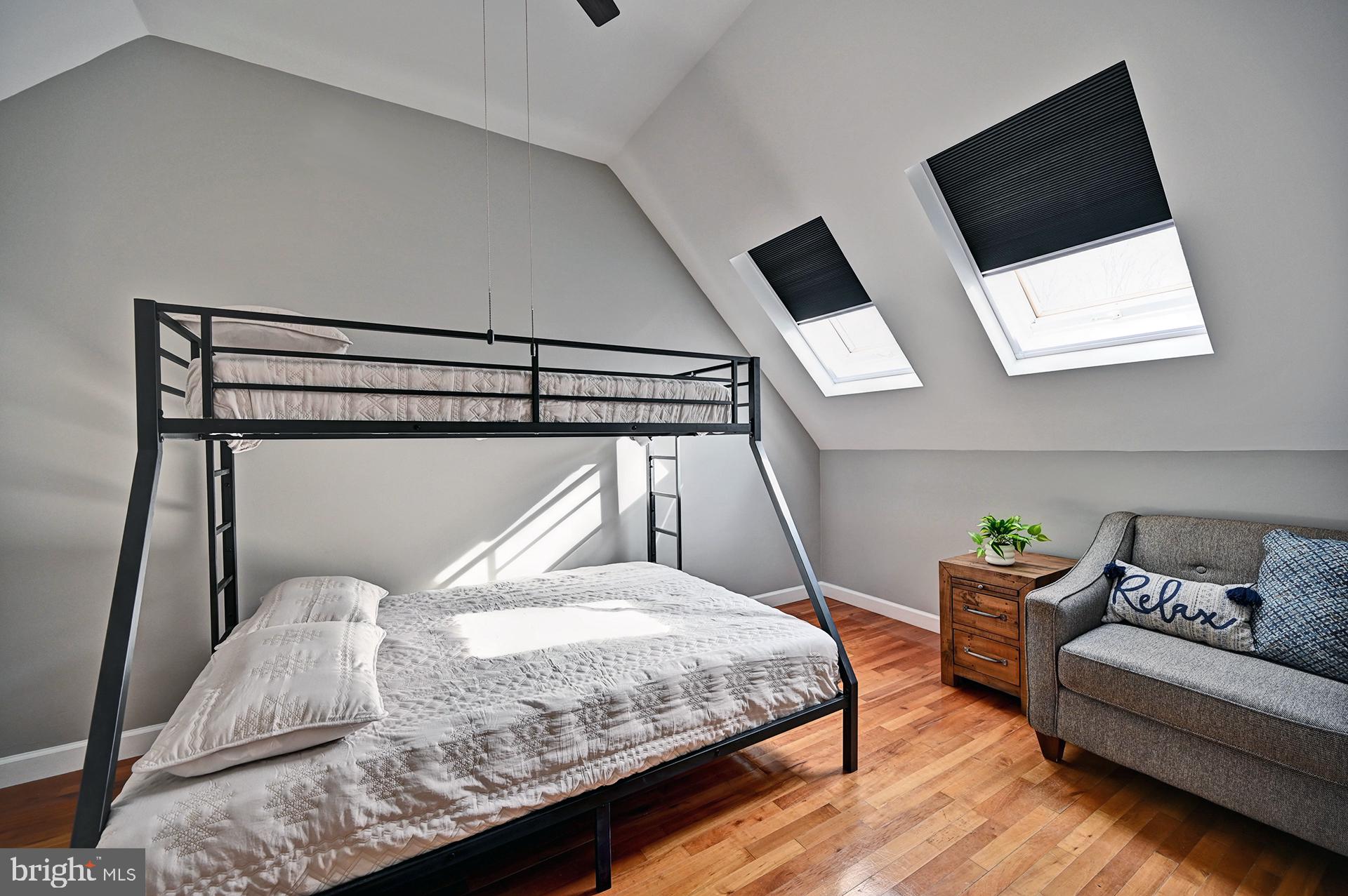 HICKORY WOODS - Residential