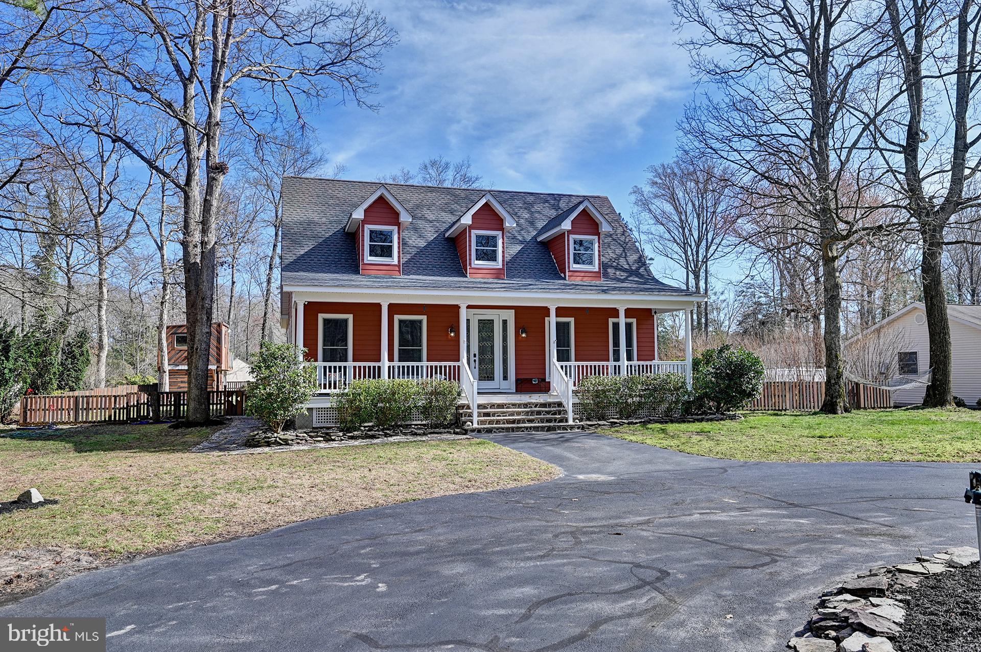 HICKORY WOODS - Residential