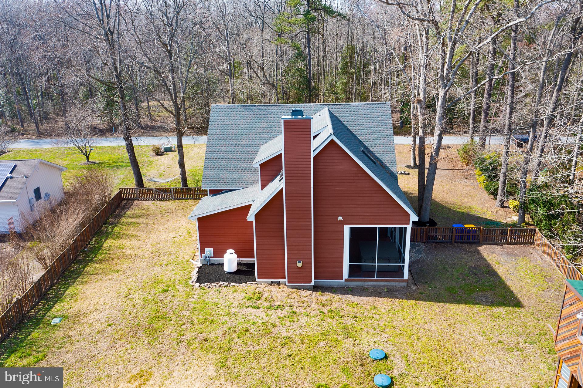 HICKORY WOODS - Residential