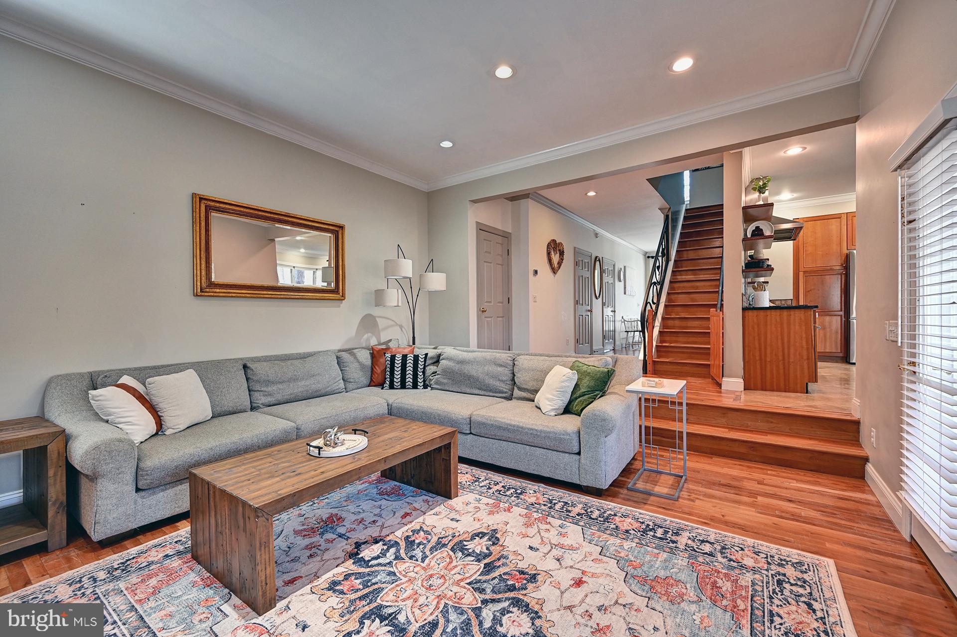 HICKORY WOODS - Residential