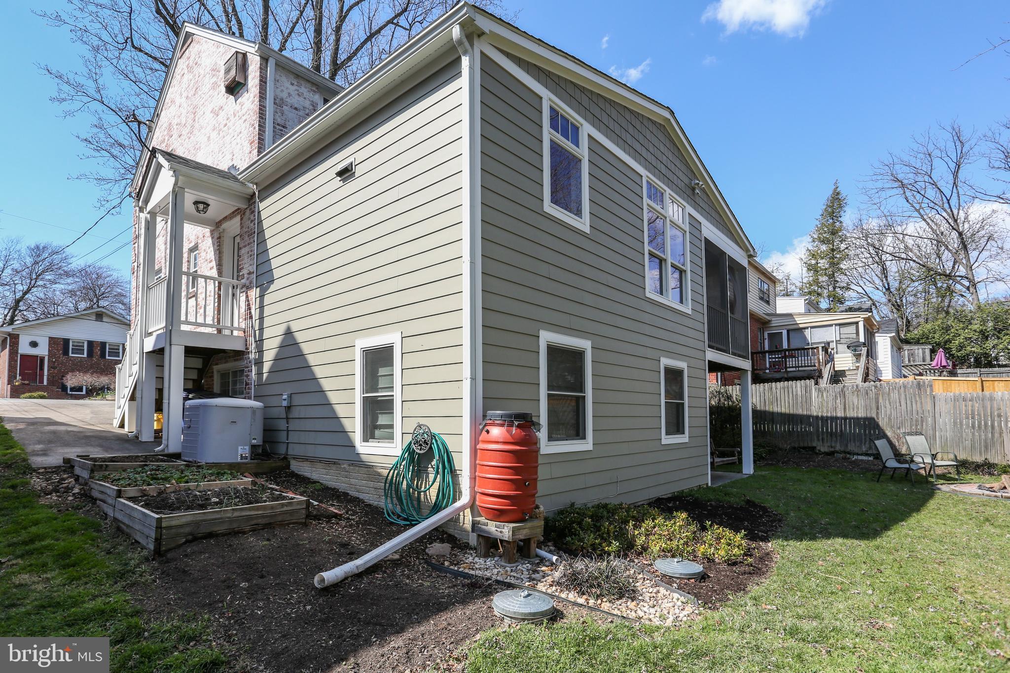 OVERLEE - Residential