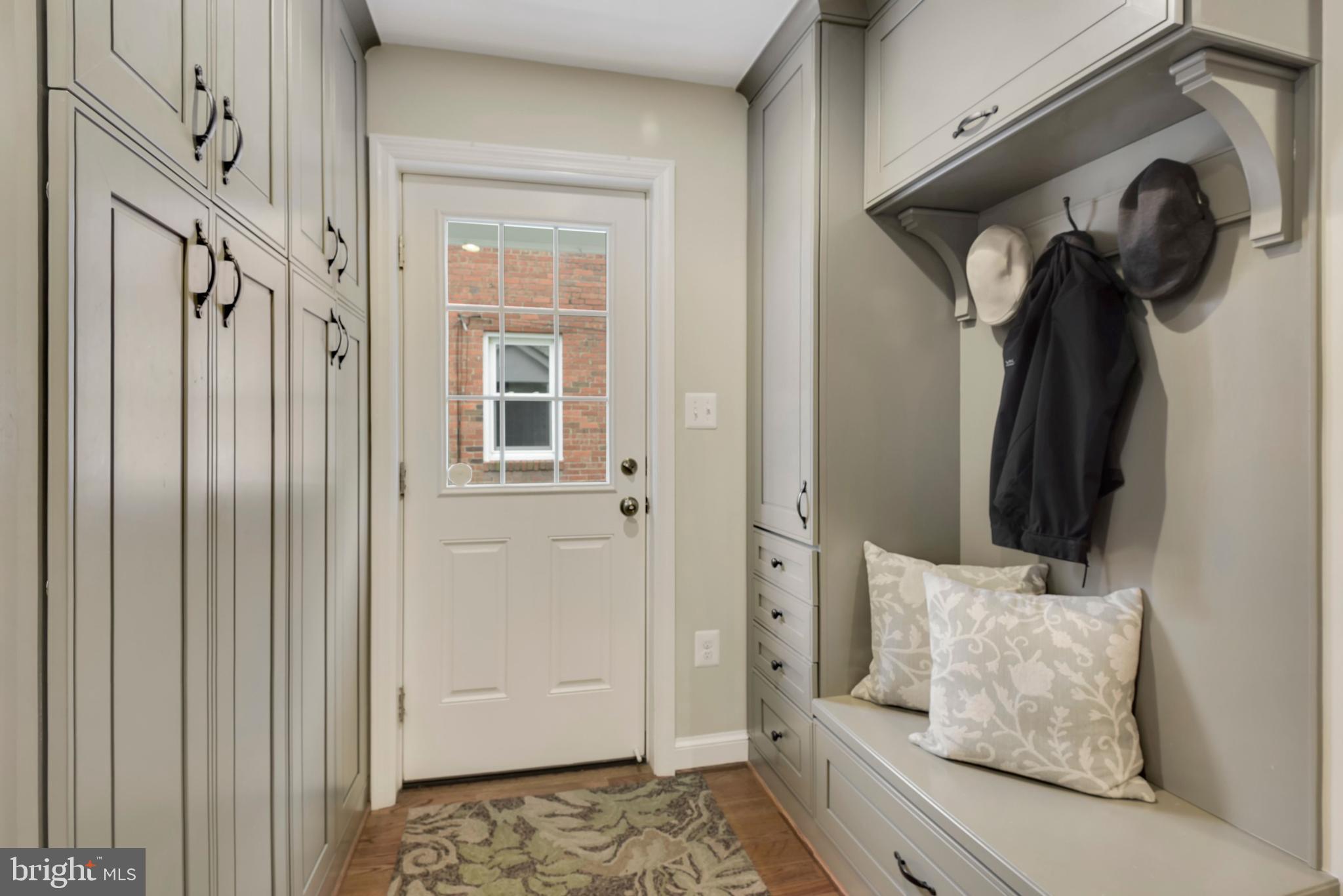 OVERLEE - Residential