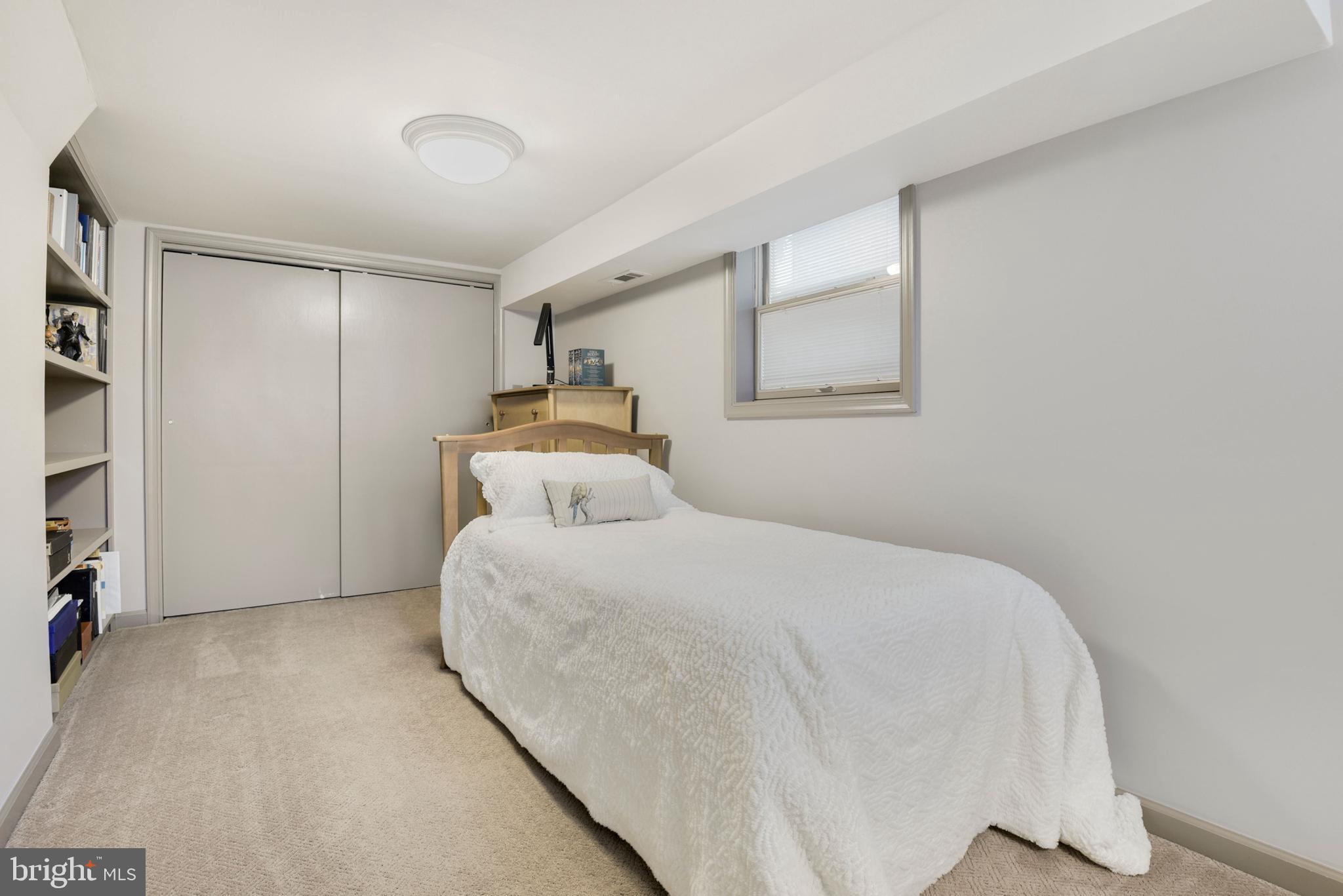 OVERLEE - Residential