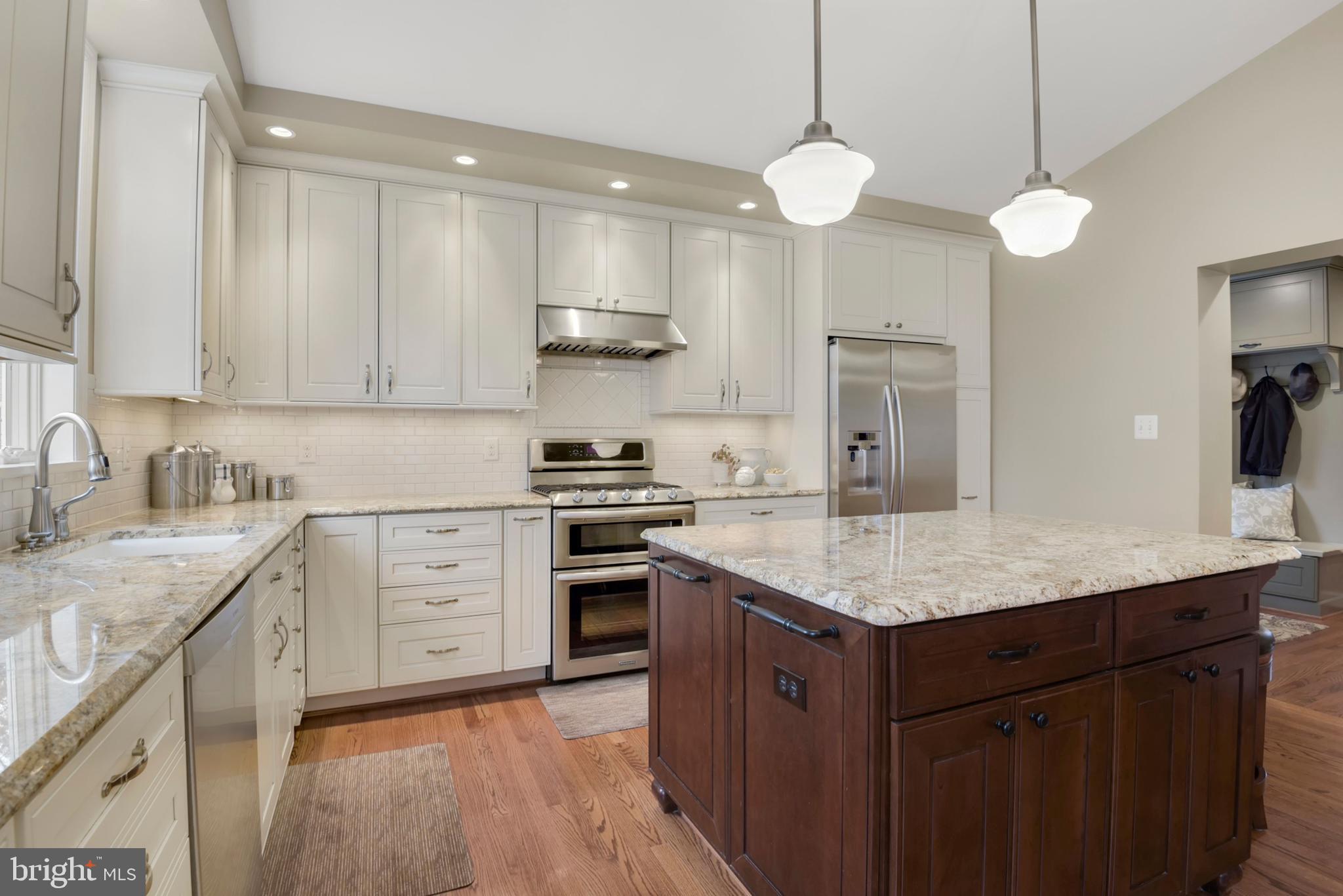 OVERLEE - Residential